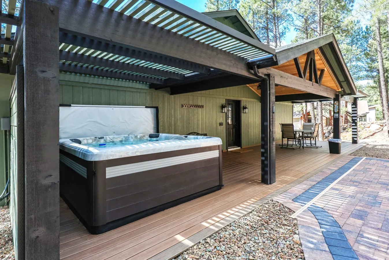 Luxury Munds Park Cabin | Hot Tub + Firepit — photo 2