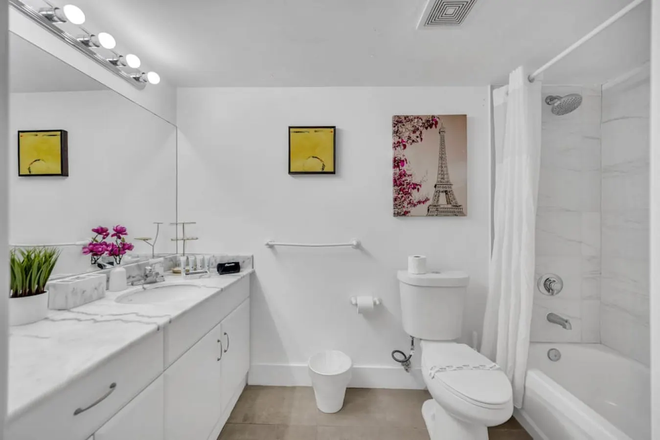 Amazing spacious unit 37th floor 14