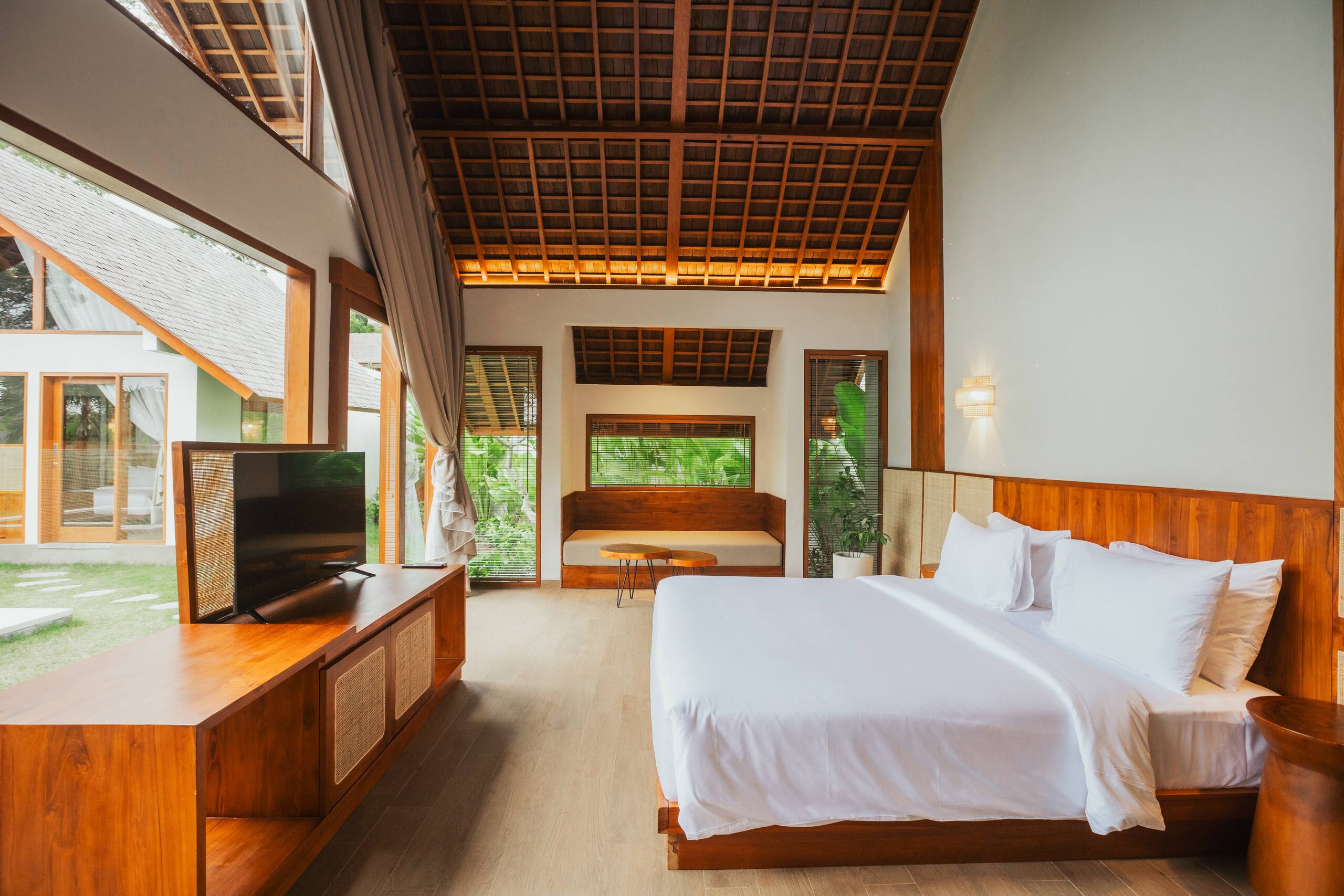 2 Bed Rooms Private Pool Villas with Breakfast 37