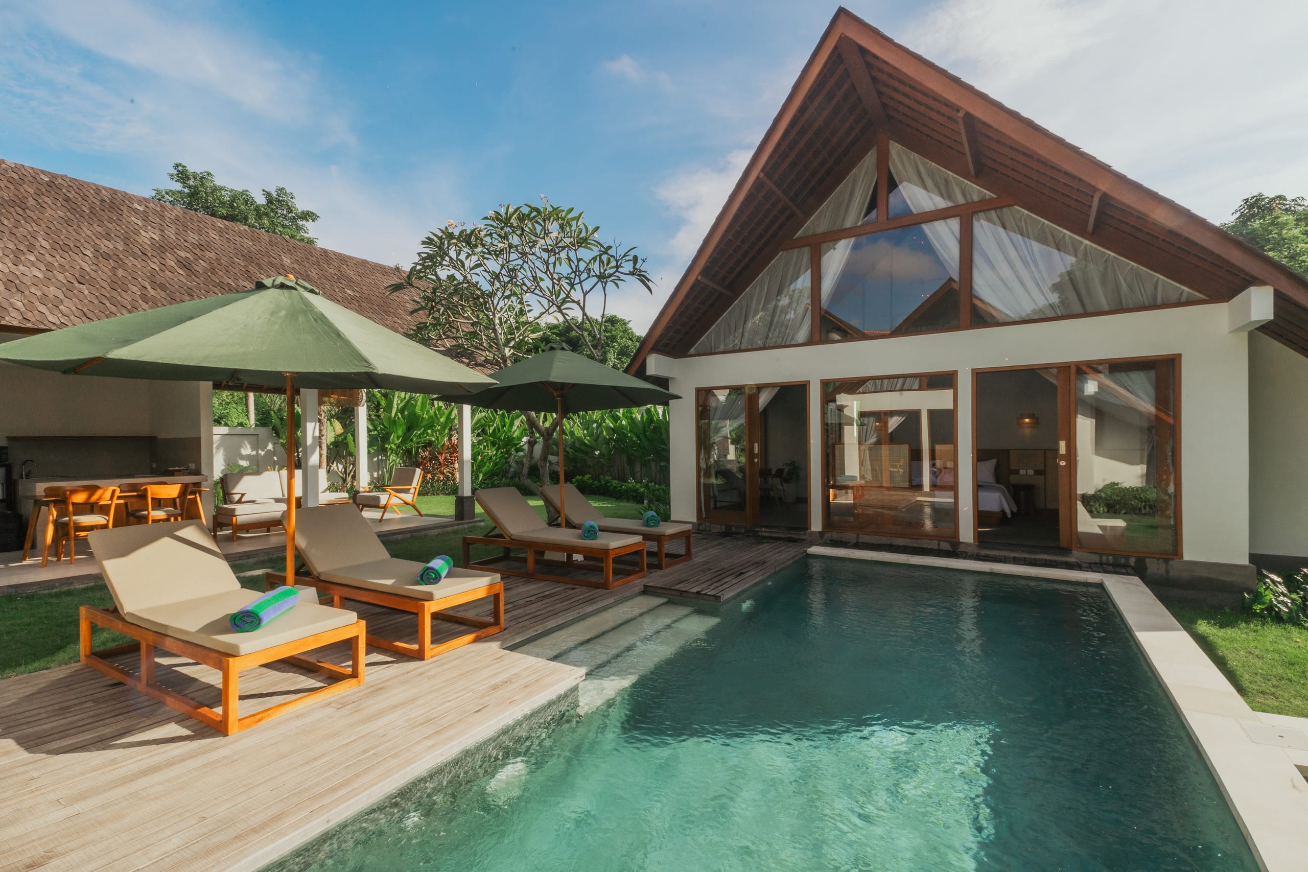 2 Bed Rooms Private Pool Villas with Breakfast 10