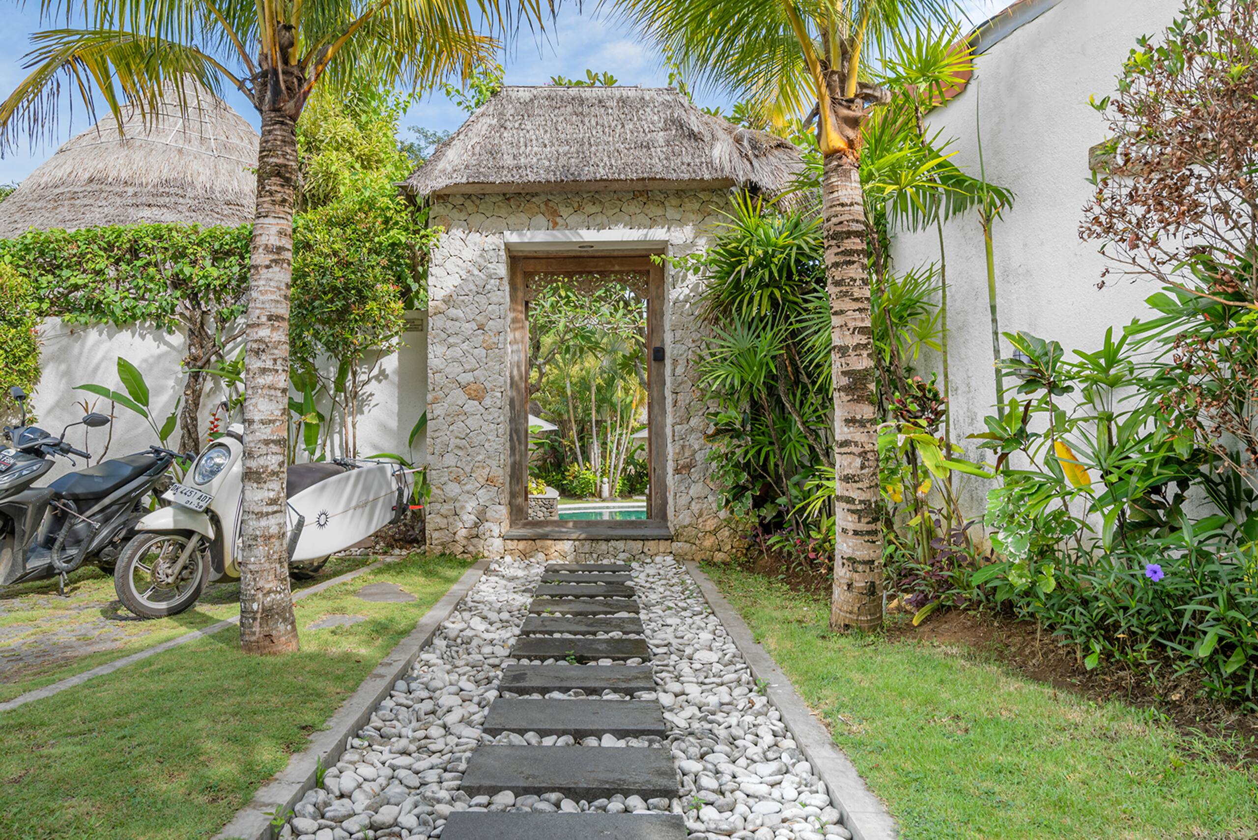 Oasis Bungalows 7