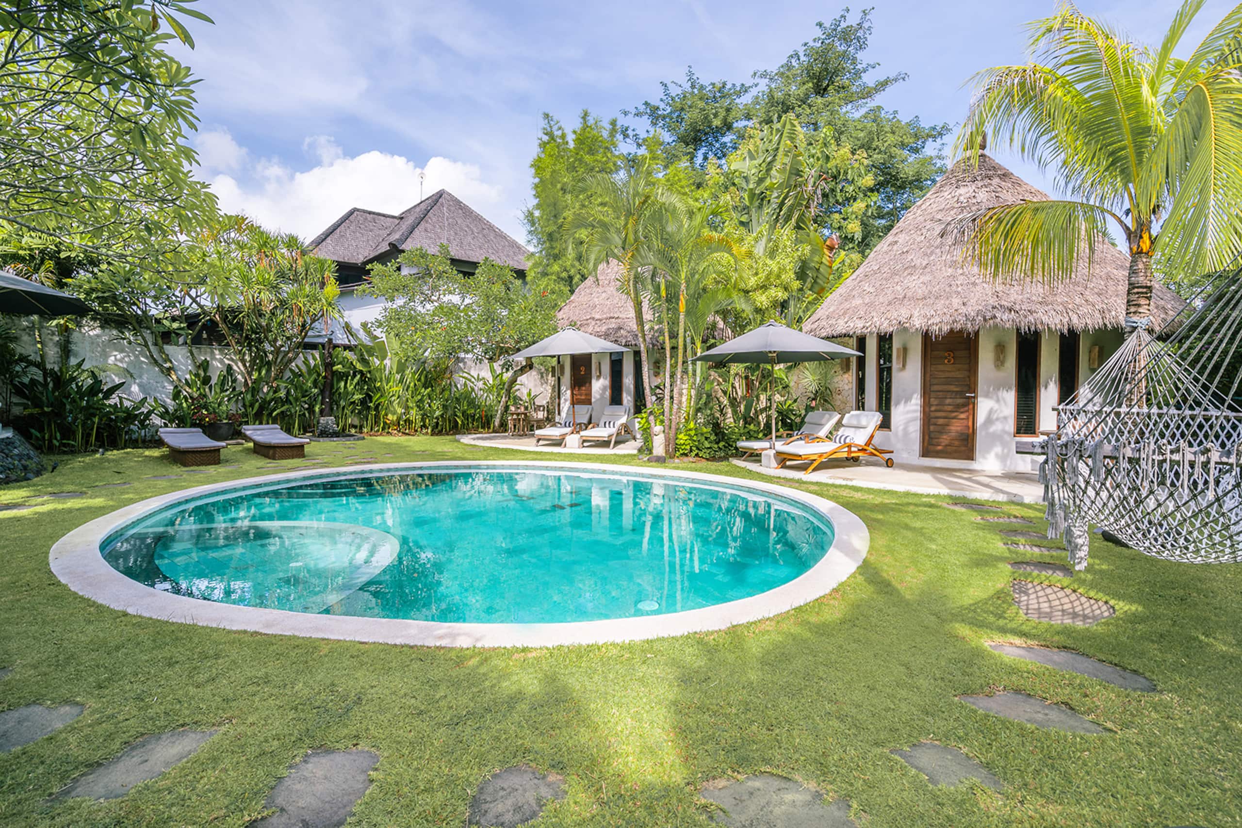 Oasis Bungalows 17