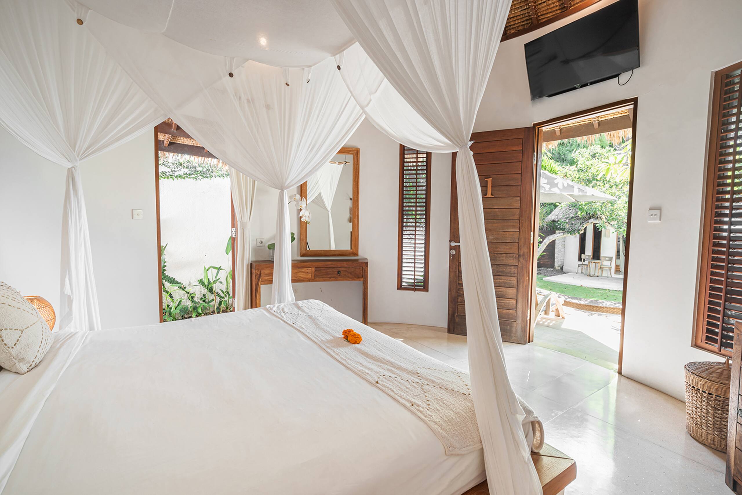 Oasis Bungalows 11