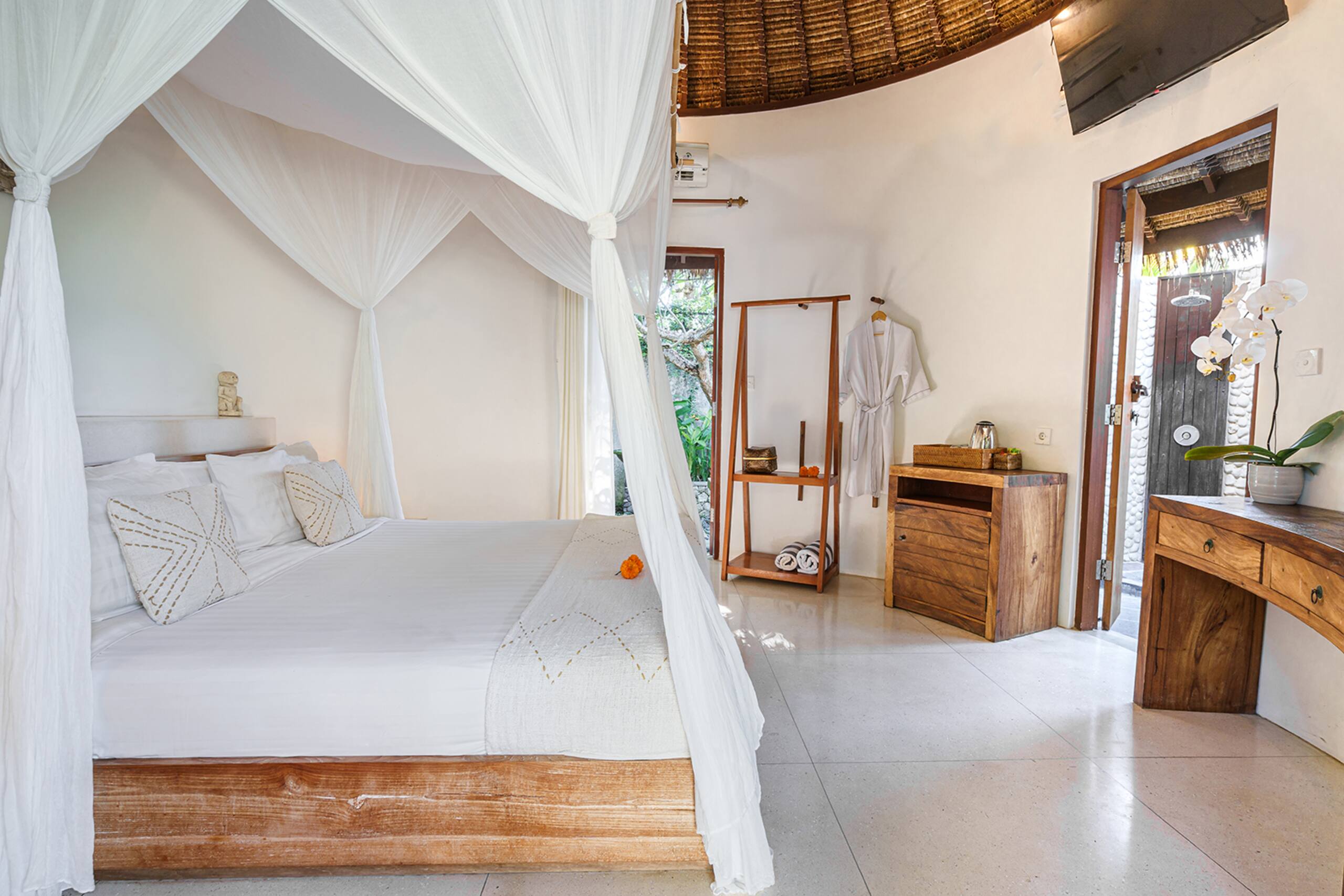 Oasis Bungalows 14