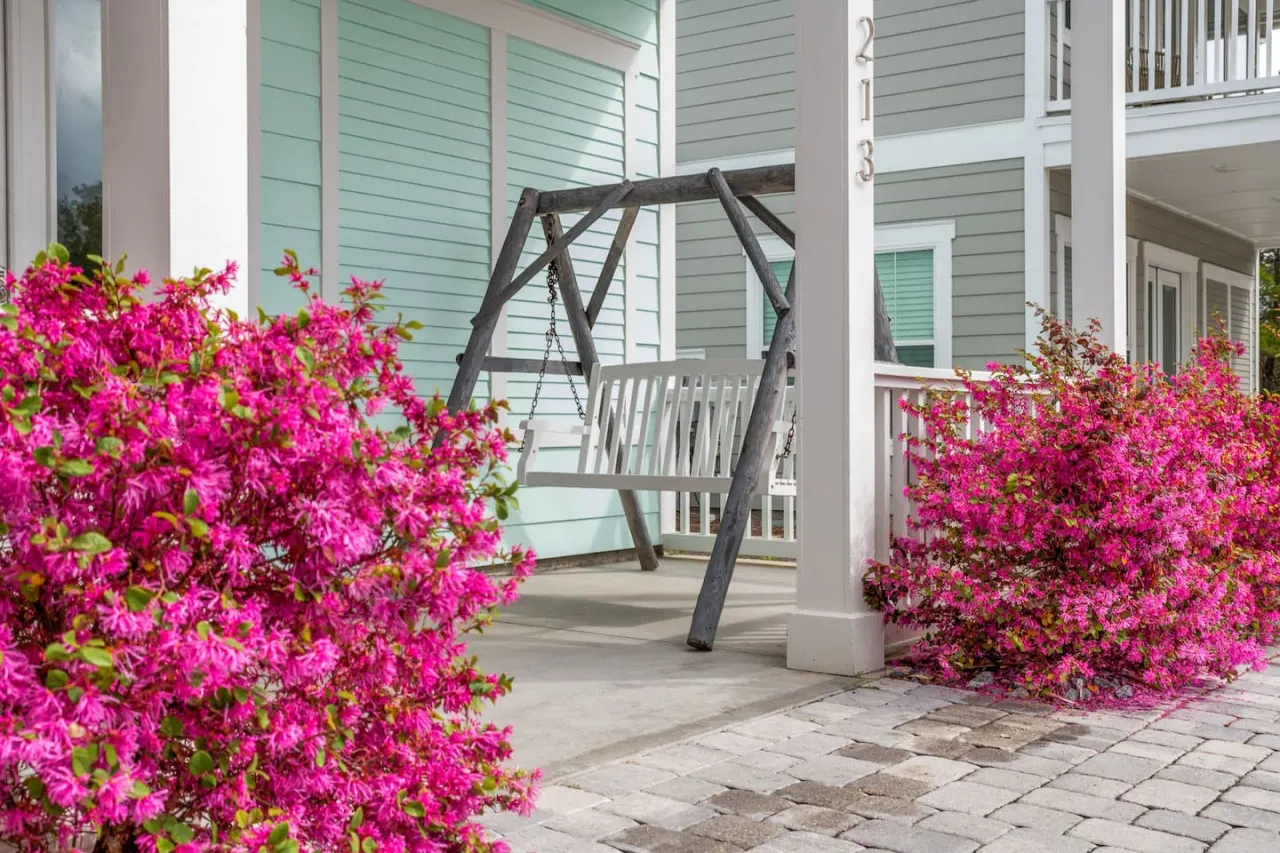 Gulf Breeze Getaway Beach Walk + Backyard Pool 11