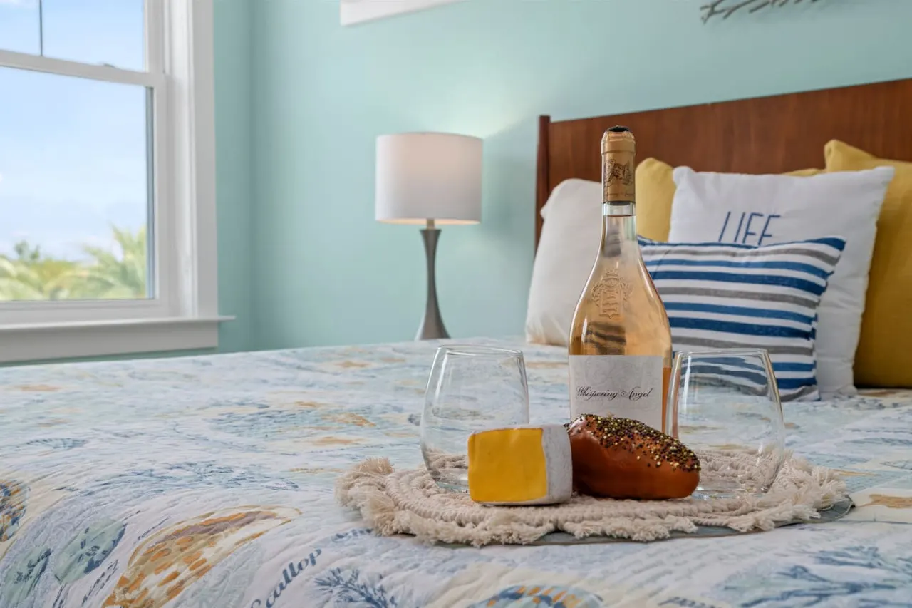 Gulf Breeze Getaway Beach Walk + Backyard Pool 17