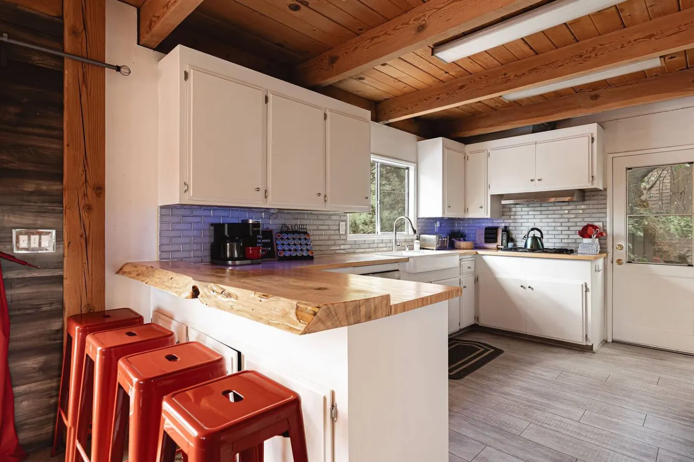 Rumpus Cabin Near Slopes w/ Game room & Hot Tub 12
