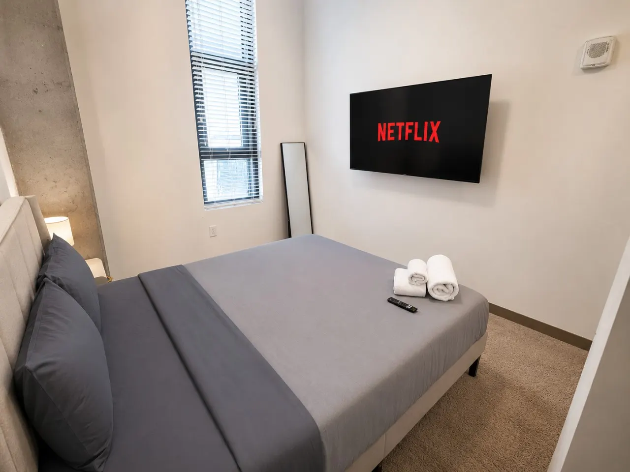 The Sterling Suite 2BR 3rd 15
