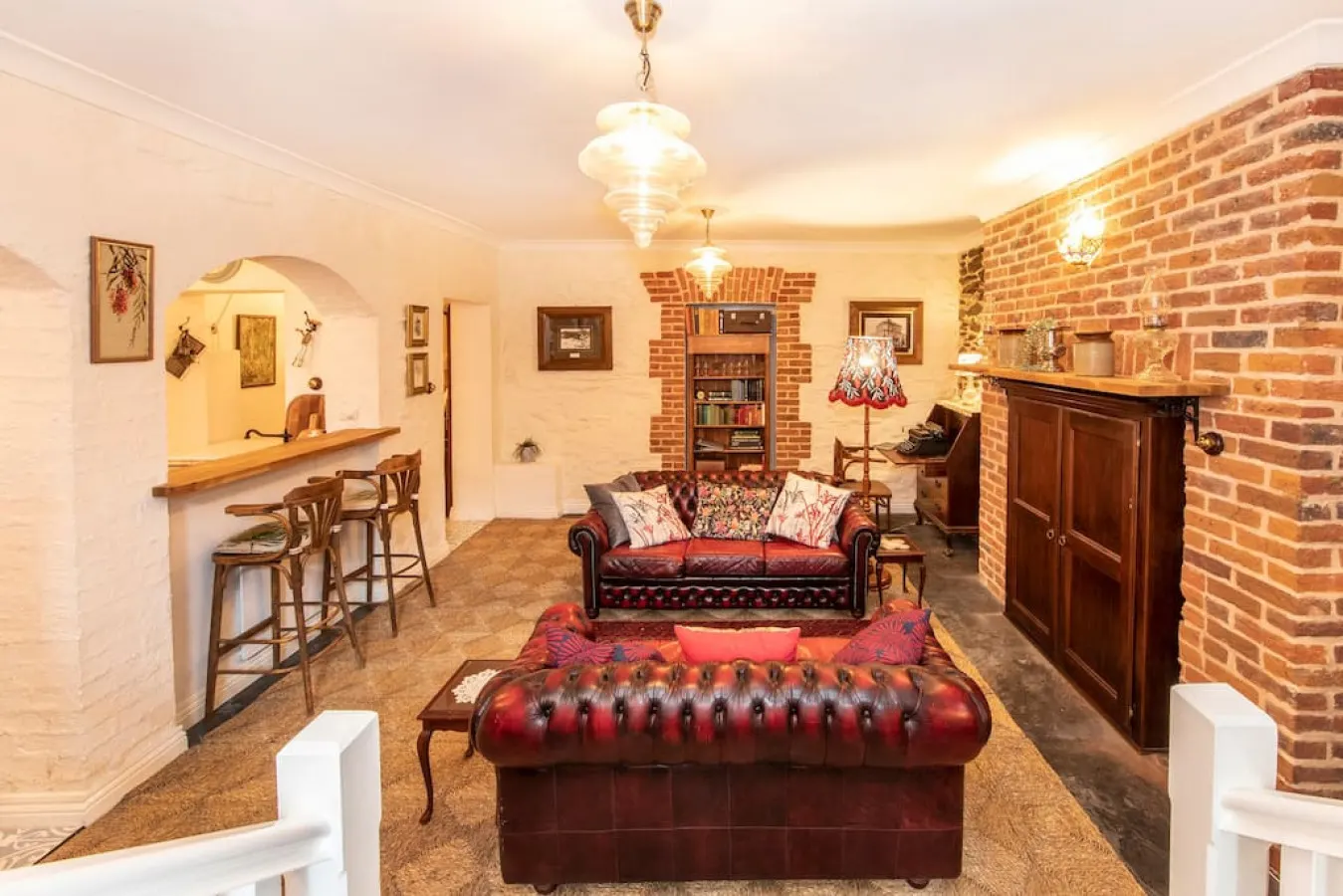The Burrow on Botanic—Timeless Elegance in the CBD 9