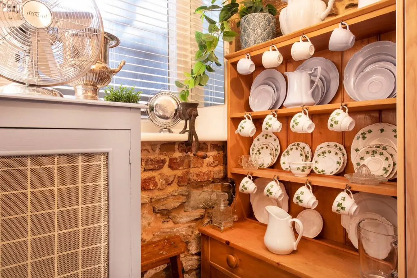 The Burrow on Botanic—Timeless Elegance in the CBD 12