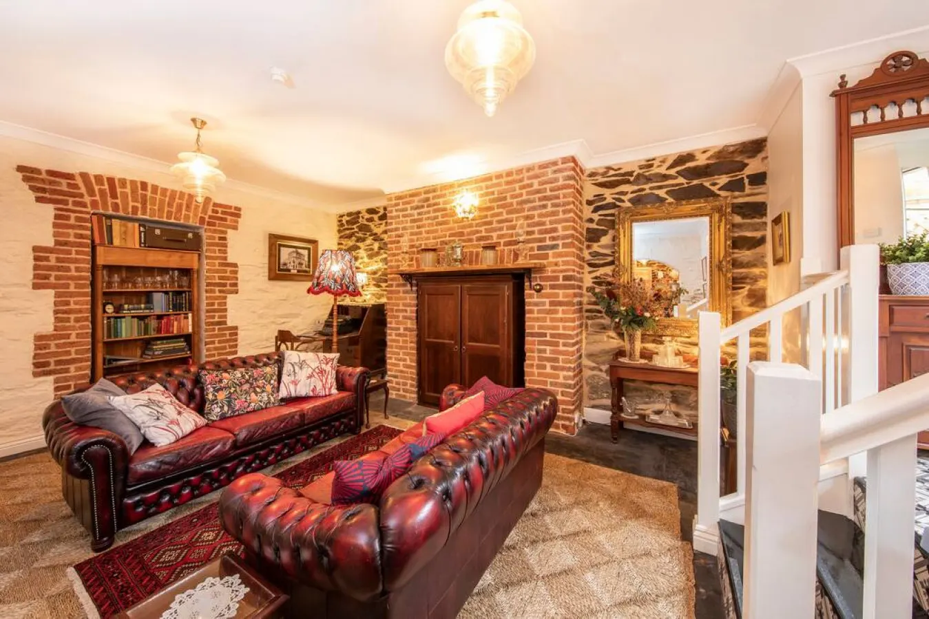 The Burrow on Botanic—Timeless Elegance in the CBD 7