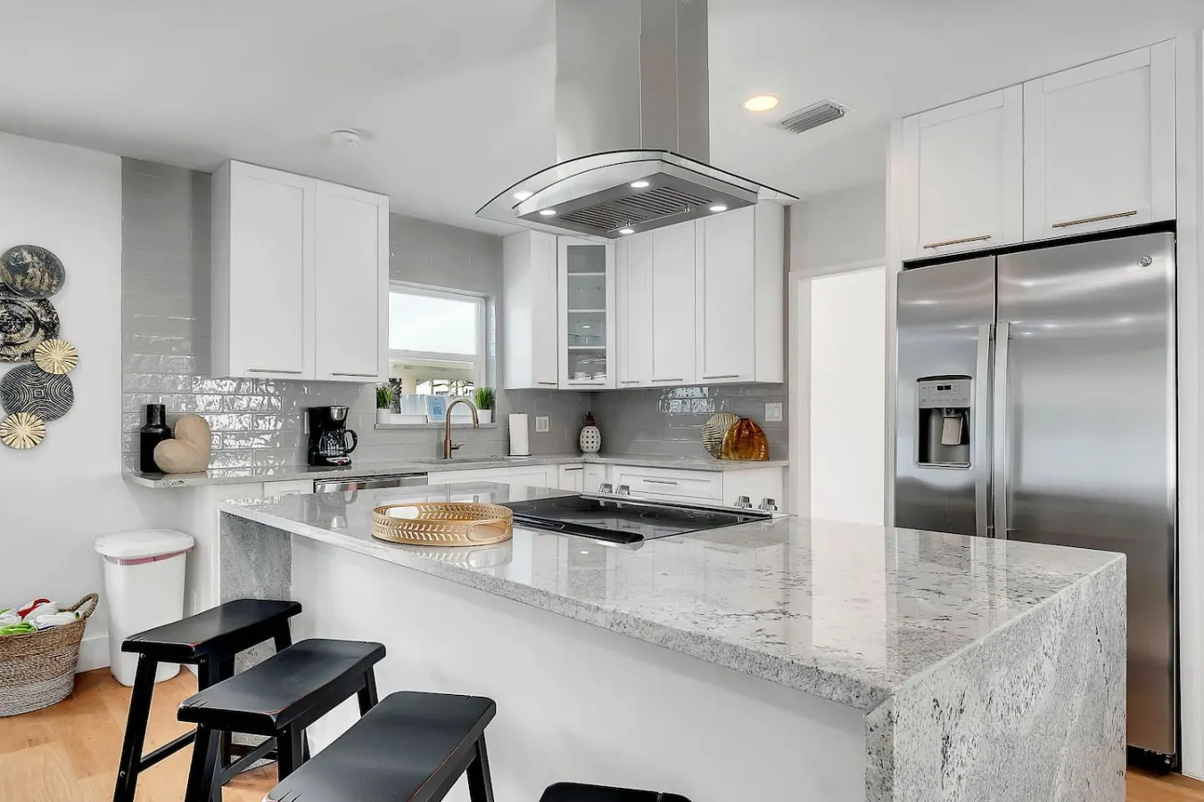 Family-Friendly Pool & BBQ 3BR/2BA Home — photo 3