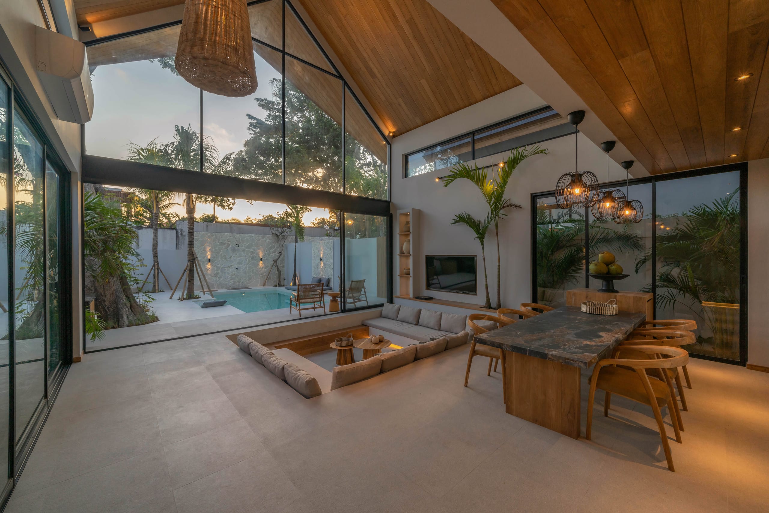Luxe & Stylish 3BR Villa Just Steps from the Beach 7