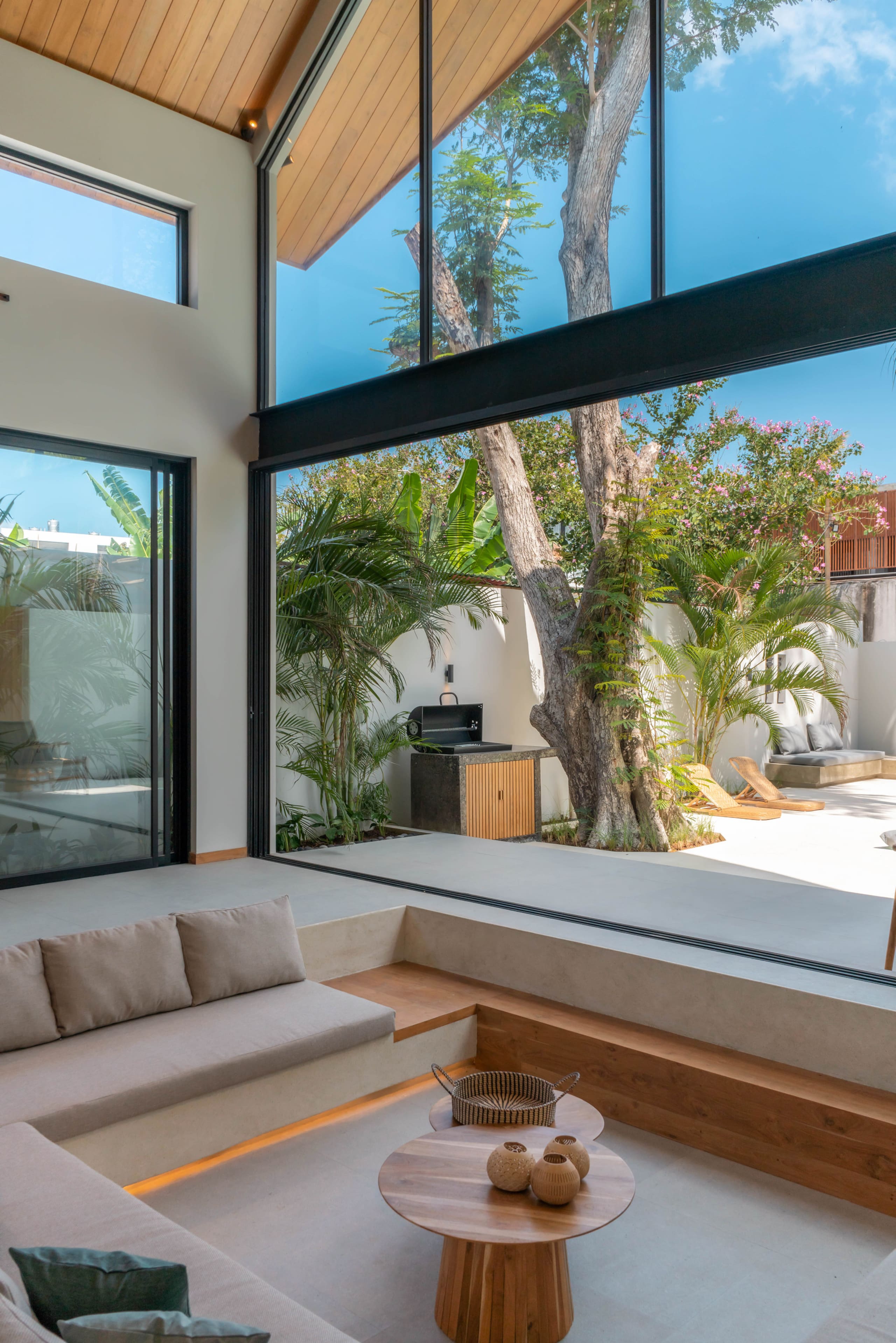Luxe & Stylish 3BR Villa Just Steps from the Beach 10