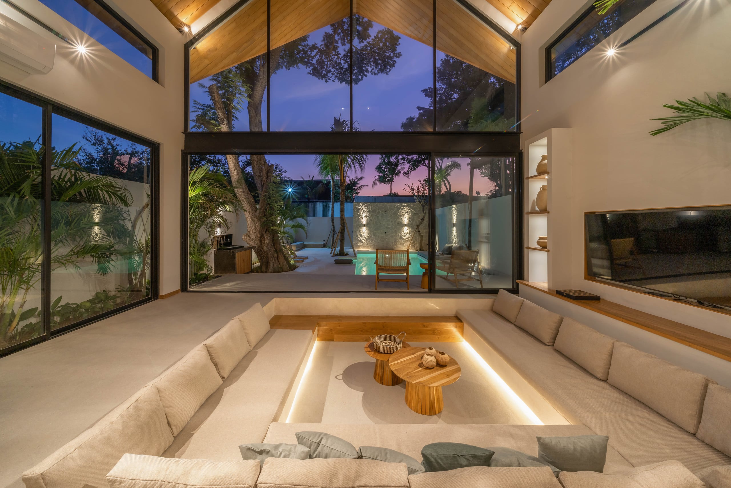 Luxe & Stylish 3BR Villa Just Steps from the Beach 15