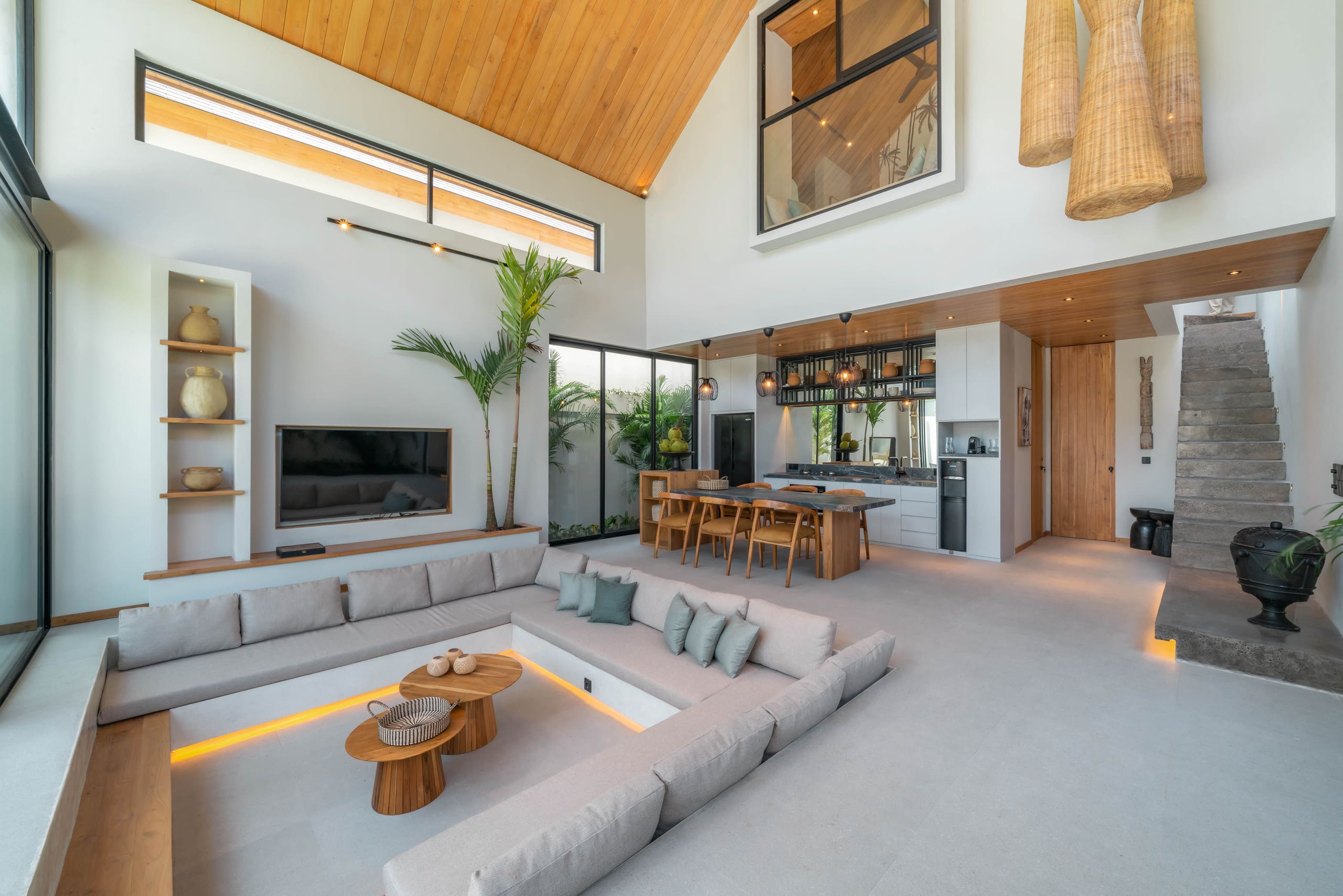 Luxe & Stylish 3BR Villa Just Steps from the Beach 12
