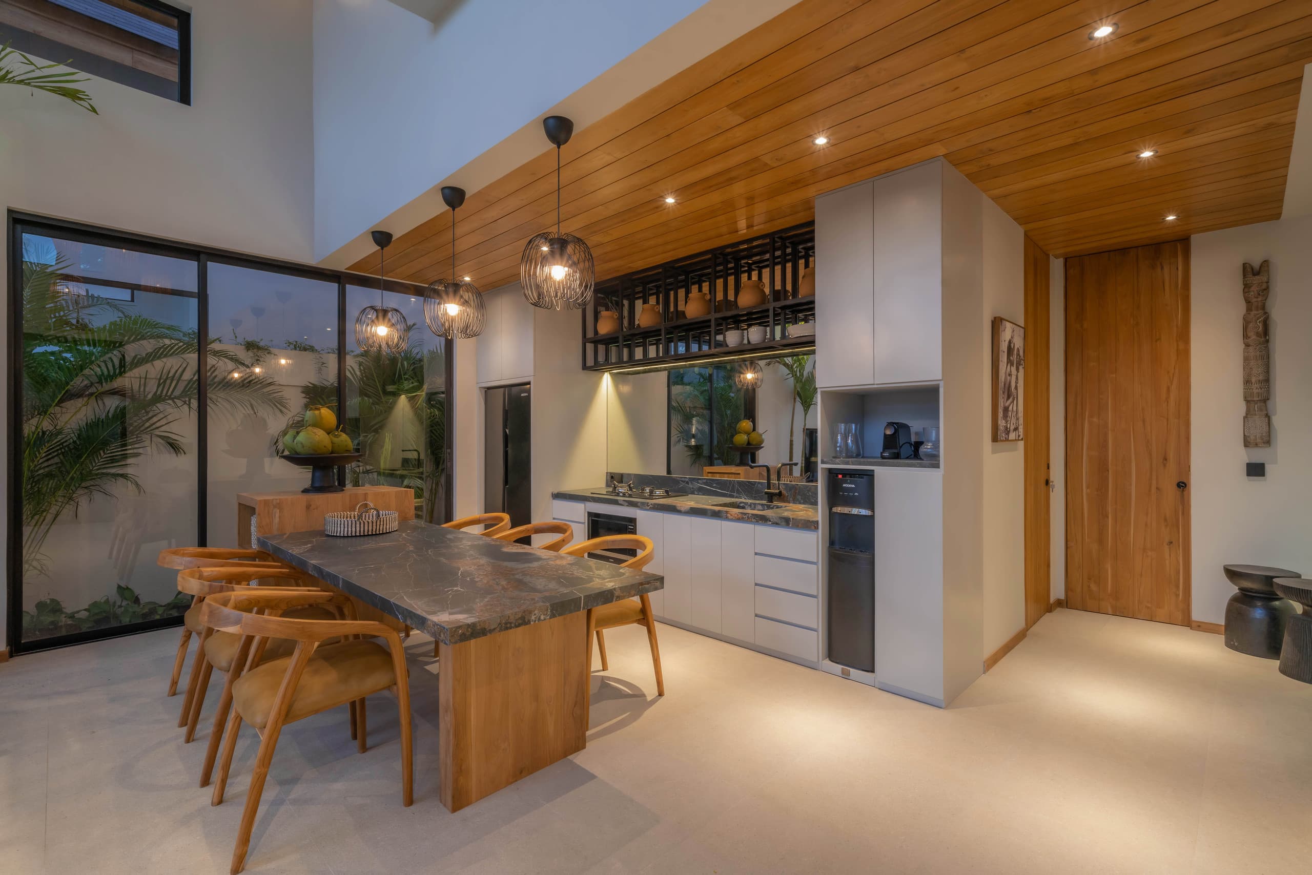 Luxe & Stylish 3BR Villa Just Steps from the Beach 23