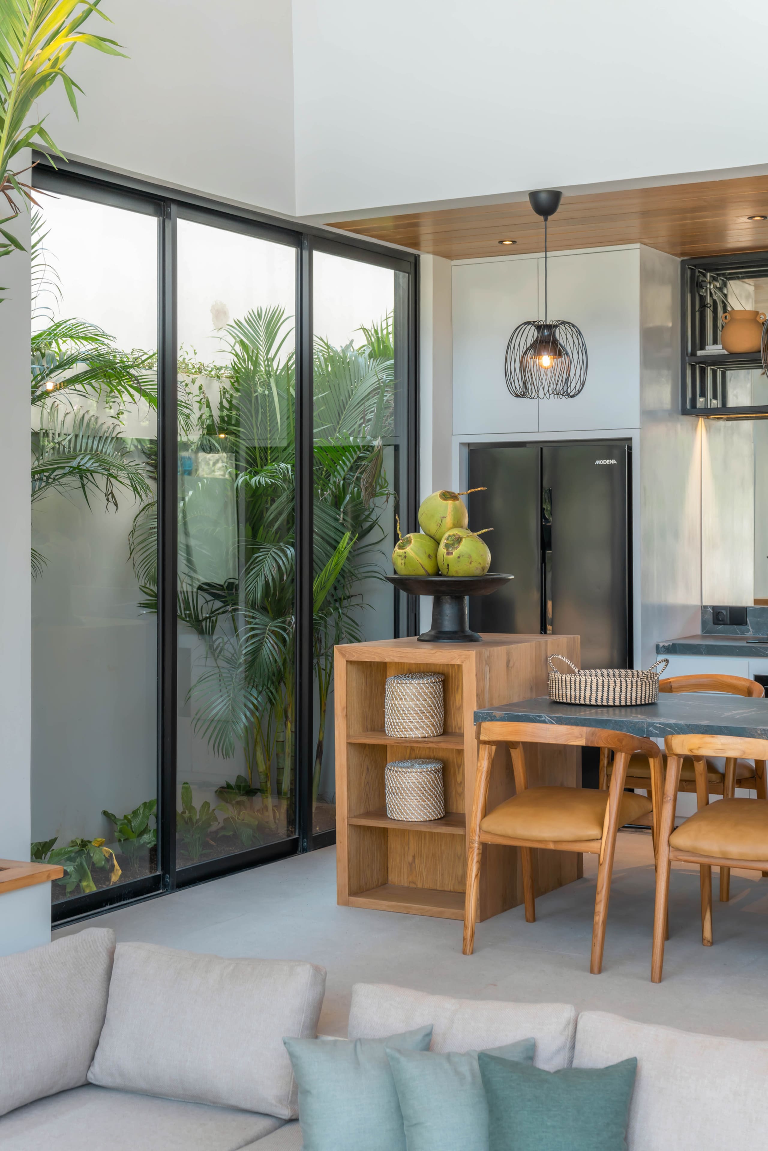 Luxe & Stylish 3BR Villa Just Steps from the Beach 21