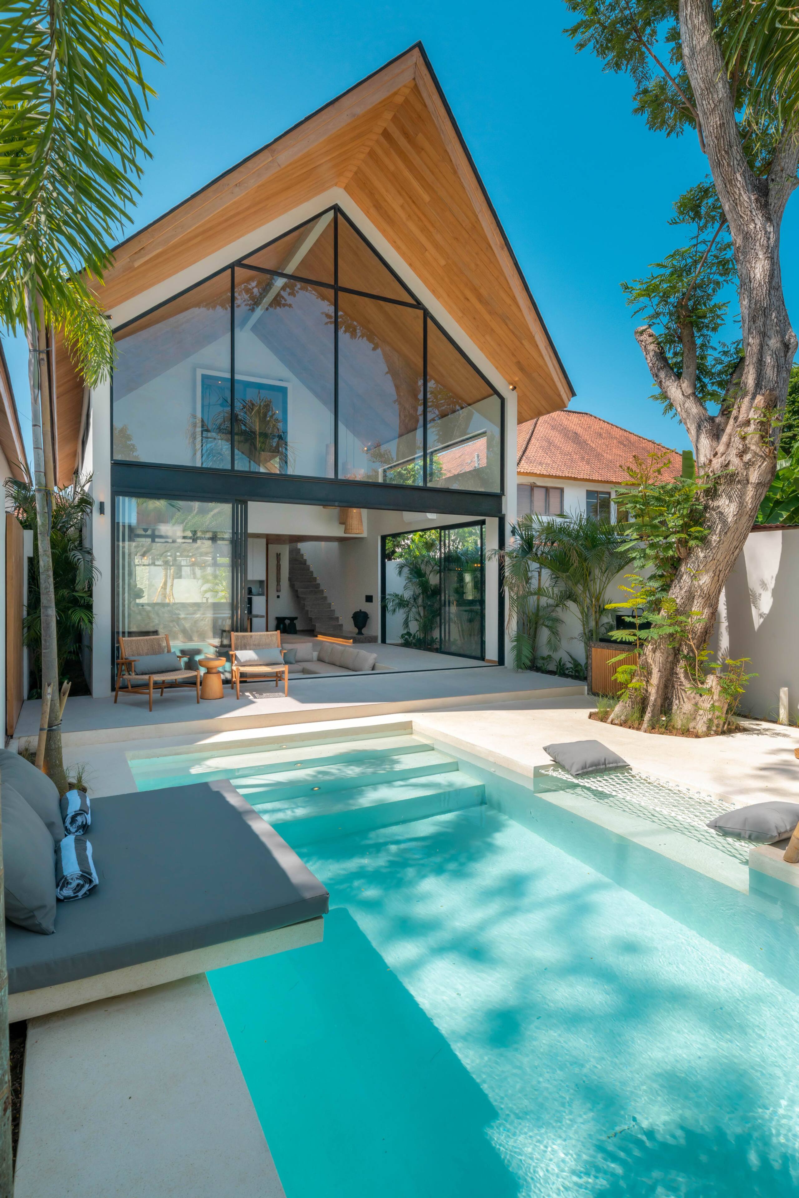 Luxe & Stylish 3BR Villa Just Steps from the Beach
