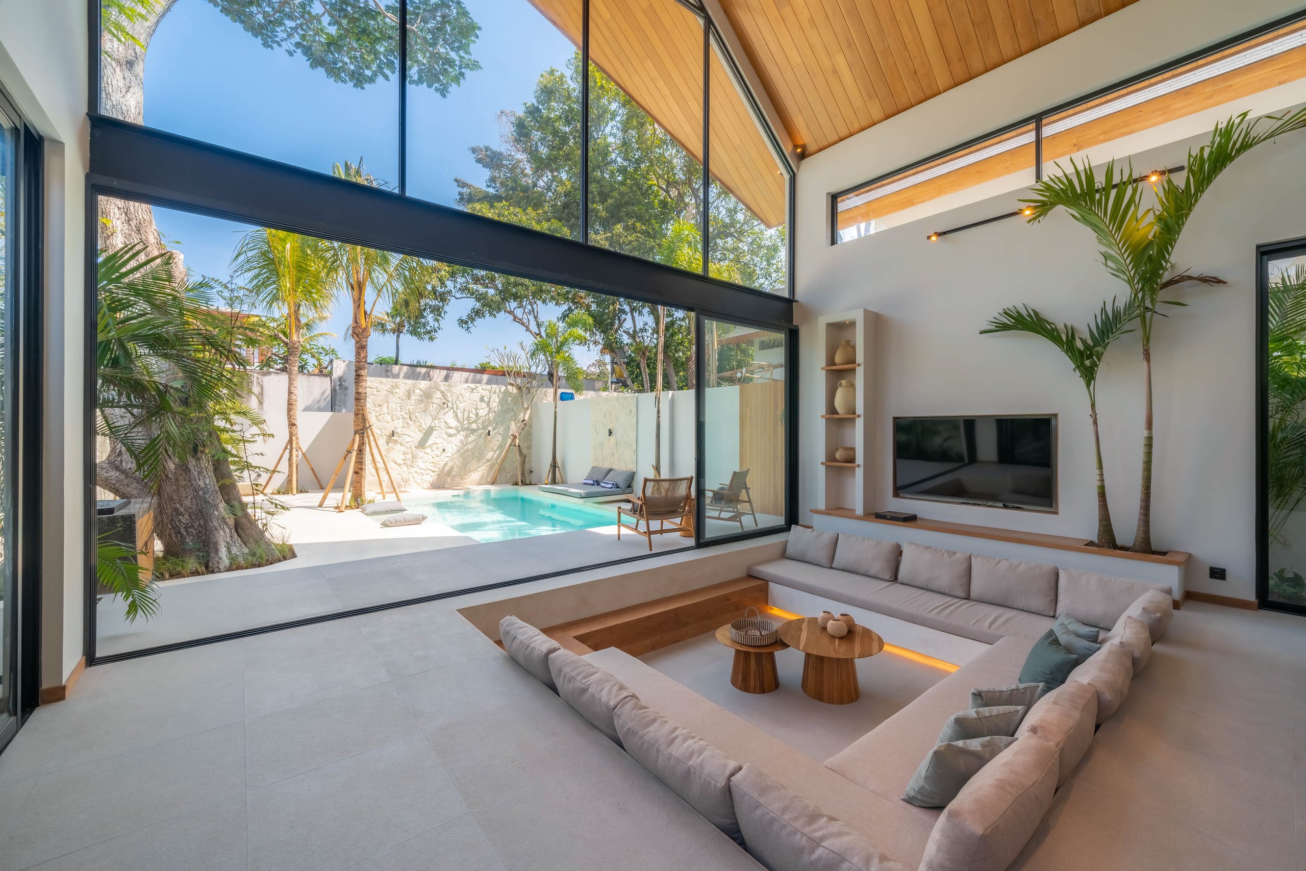 Luxe & Stylish 3BR Villa Just Steps from the Beach 11