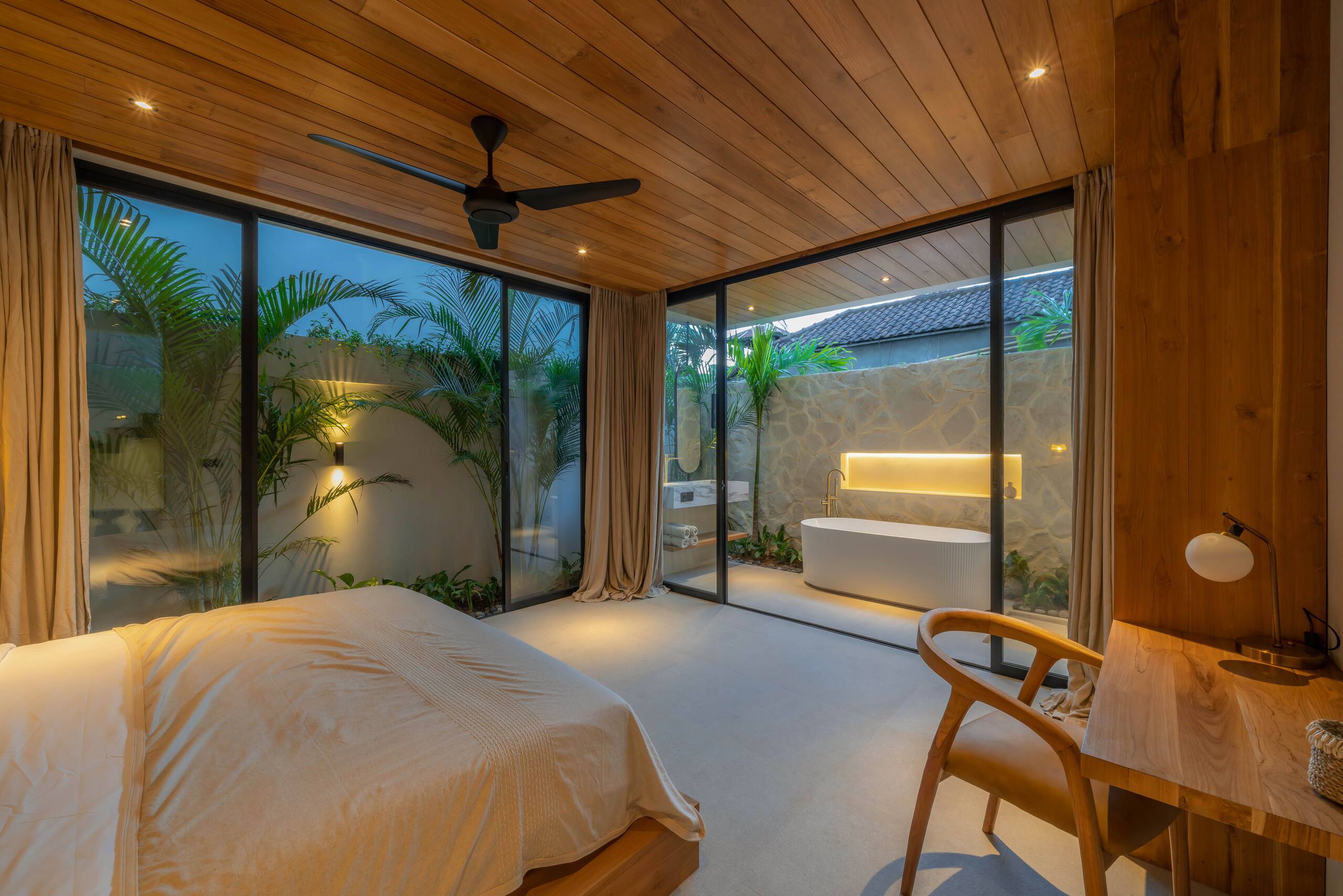 Luxe & Stylish 3BR Villa Just Steps from the Beach 28