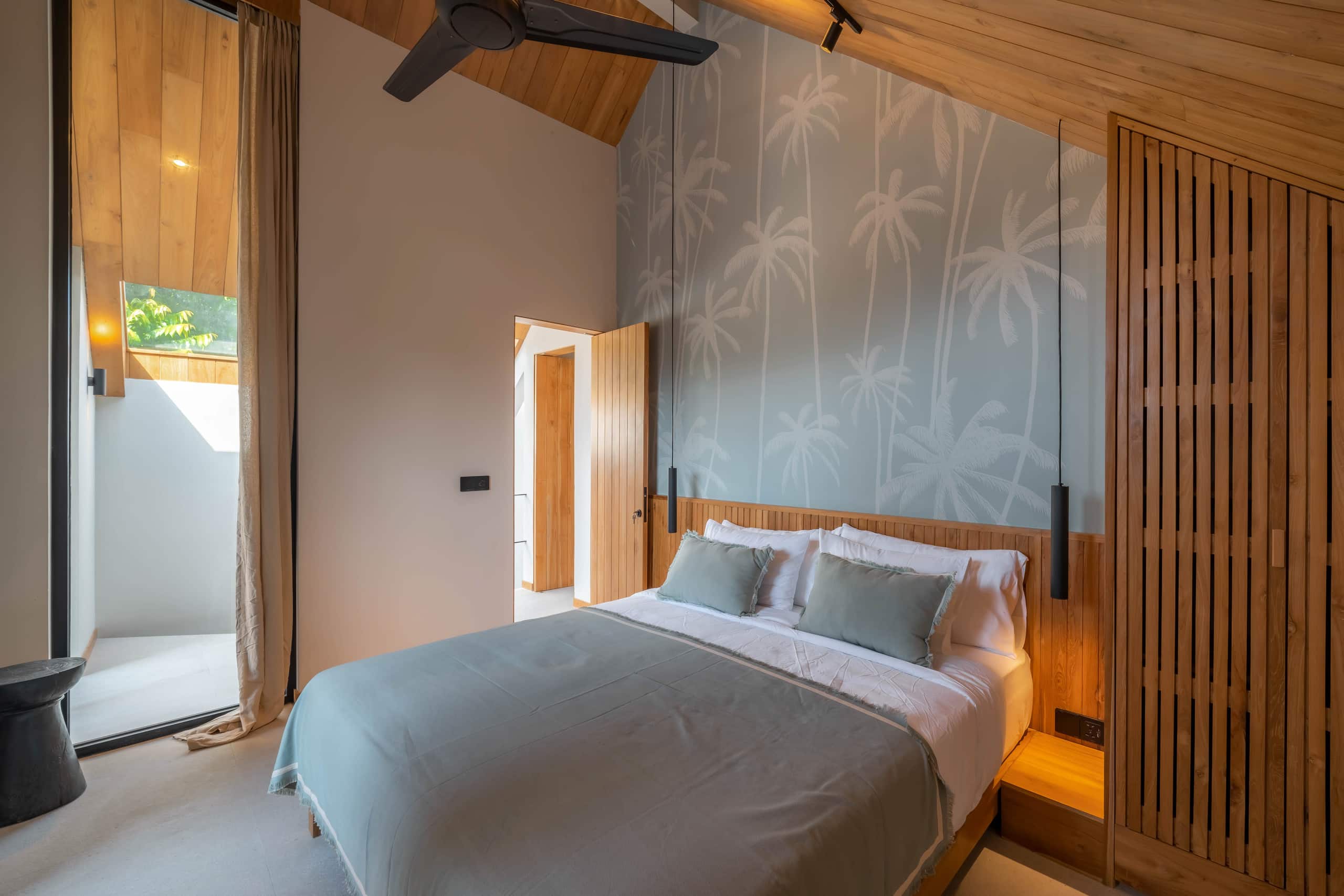 Luxe & Stylish 3BR Villa Just Steps from the Beach 34