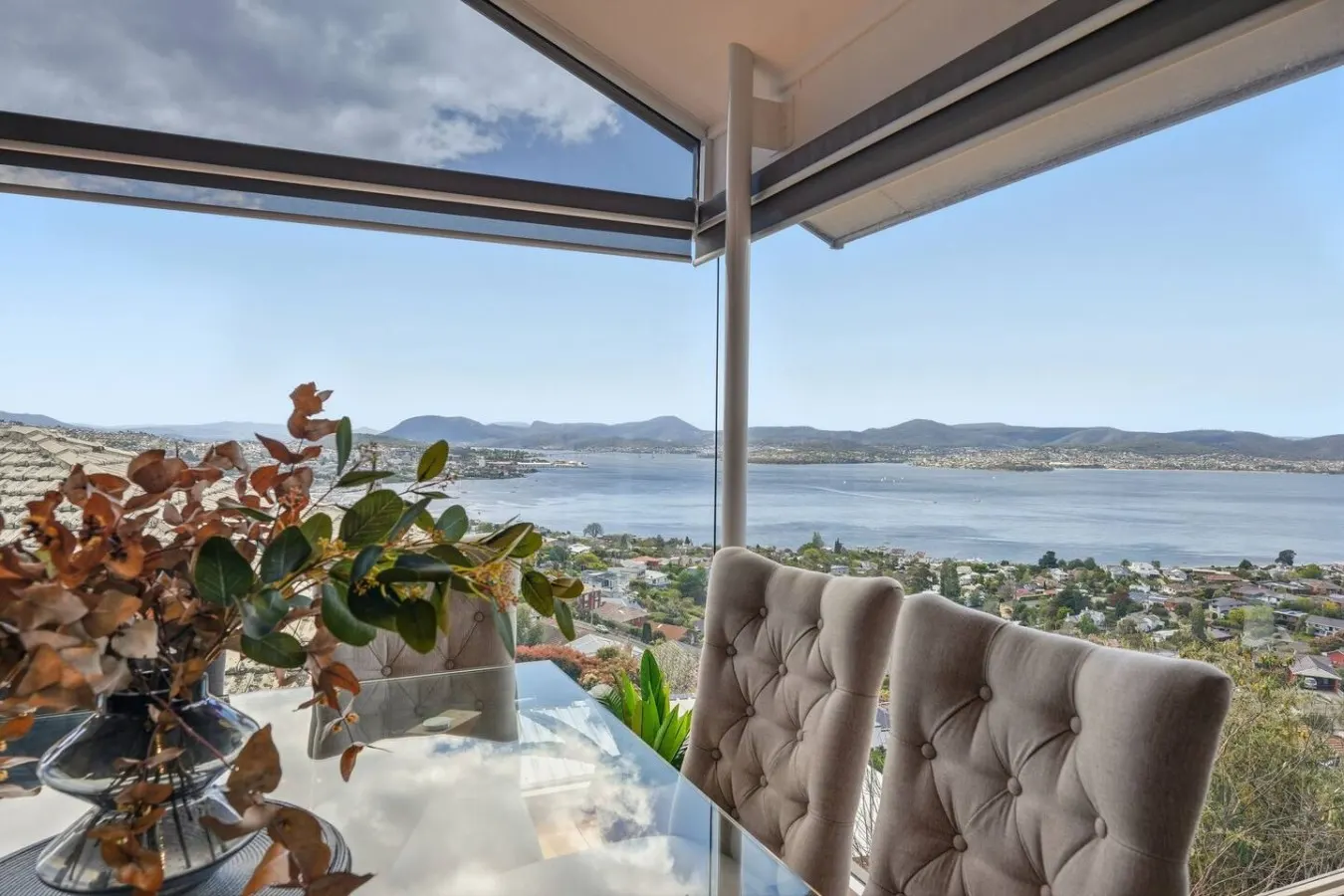 Breathtaking views, Hot Tub Escape 18