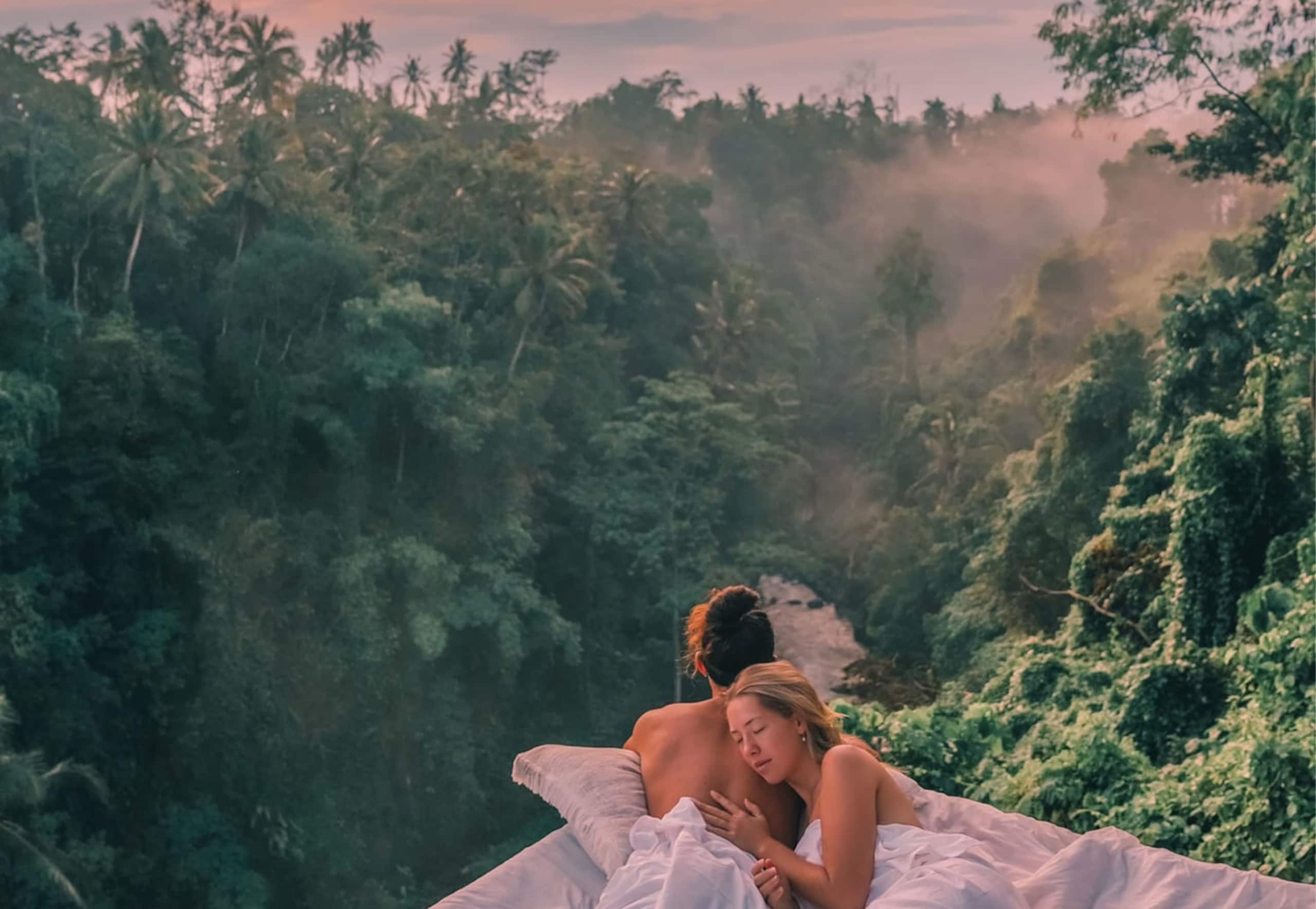 360° Sky View Jungle/River @ VillaCellaBella