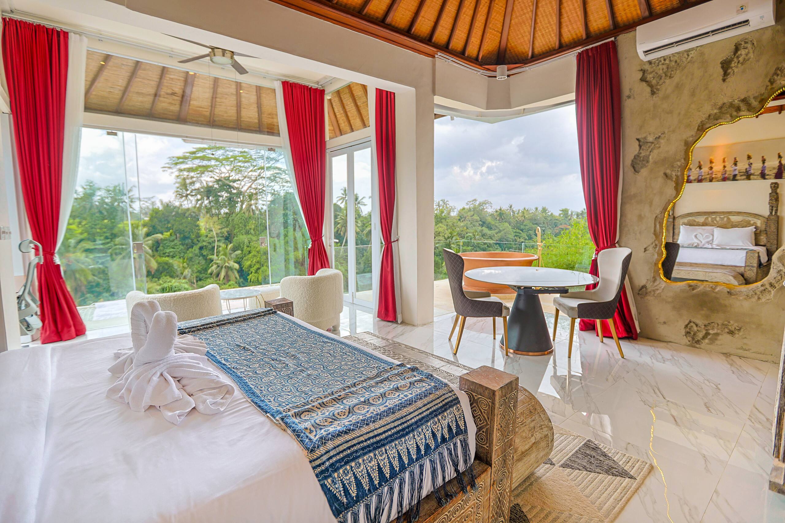 360° Sky View Jungle/River @ VillaCellaBella 10