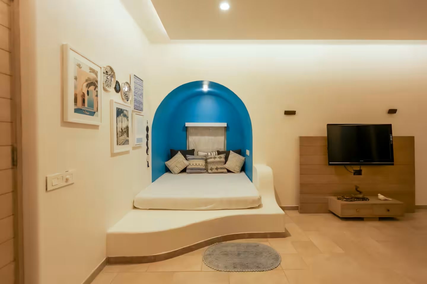 CASA SINGH by Akama Homes 4bhk villa with pool 6
