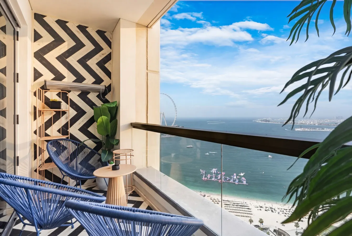 Stylish 4BR Home Steps Away from JBR Beach — photo 4