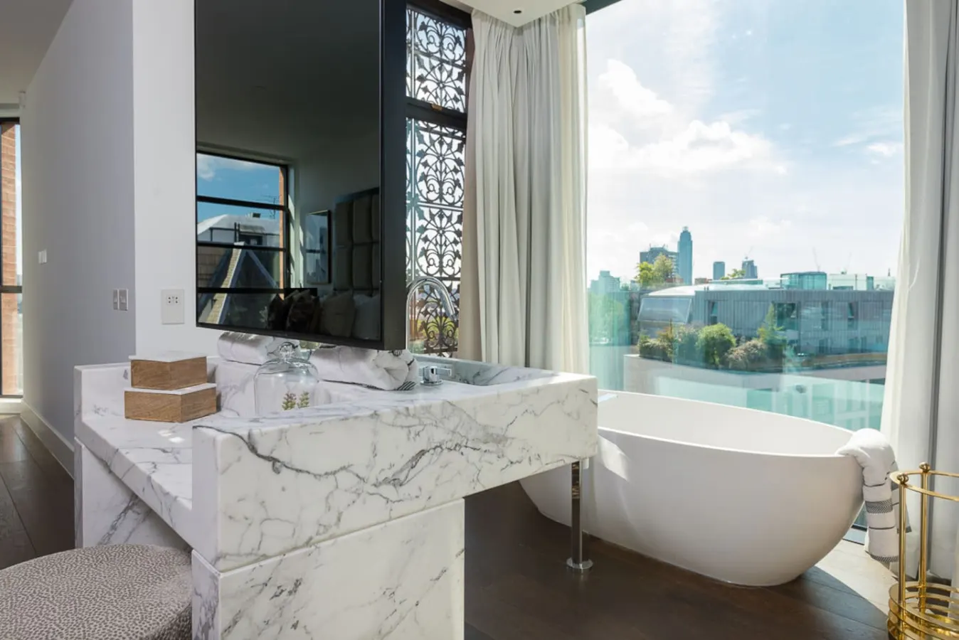 Westminster 3-Bed with Concierge | Balcony | AC — photo 4