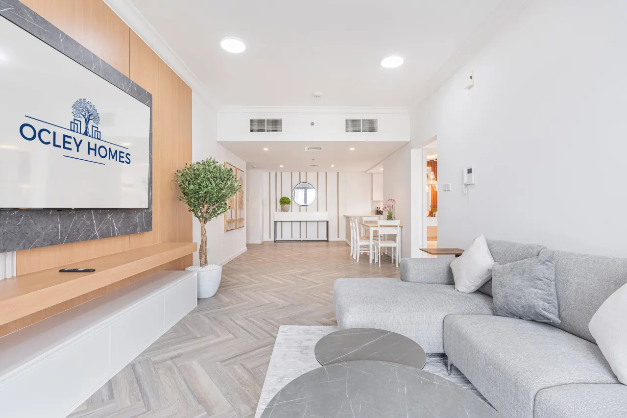 Ultra Modern Boulevard Home w/ Stunning City View 12