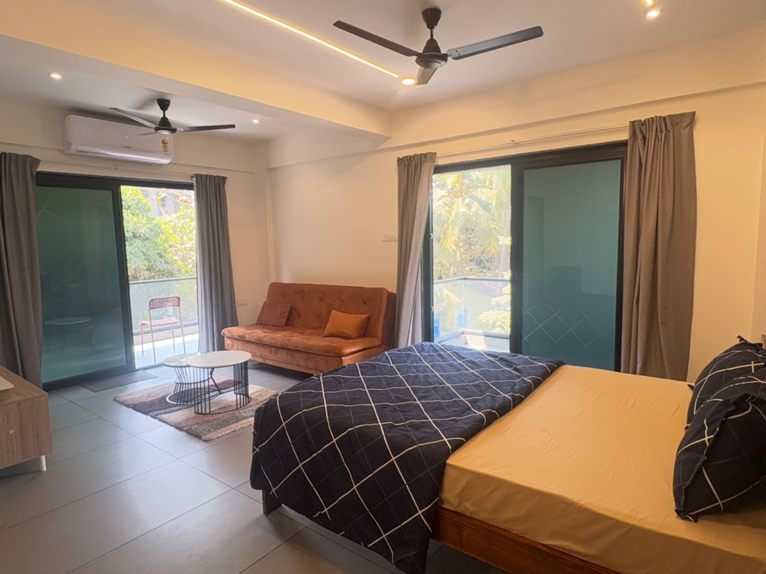 Modern Studio Retreat with Balcony 3