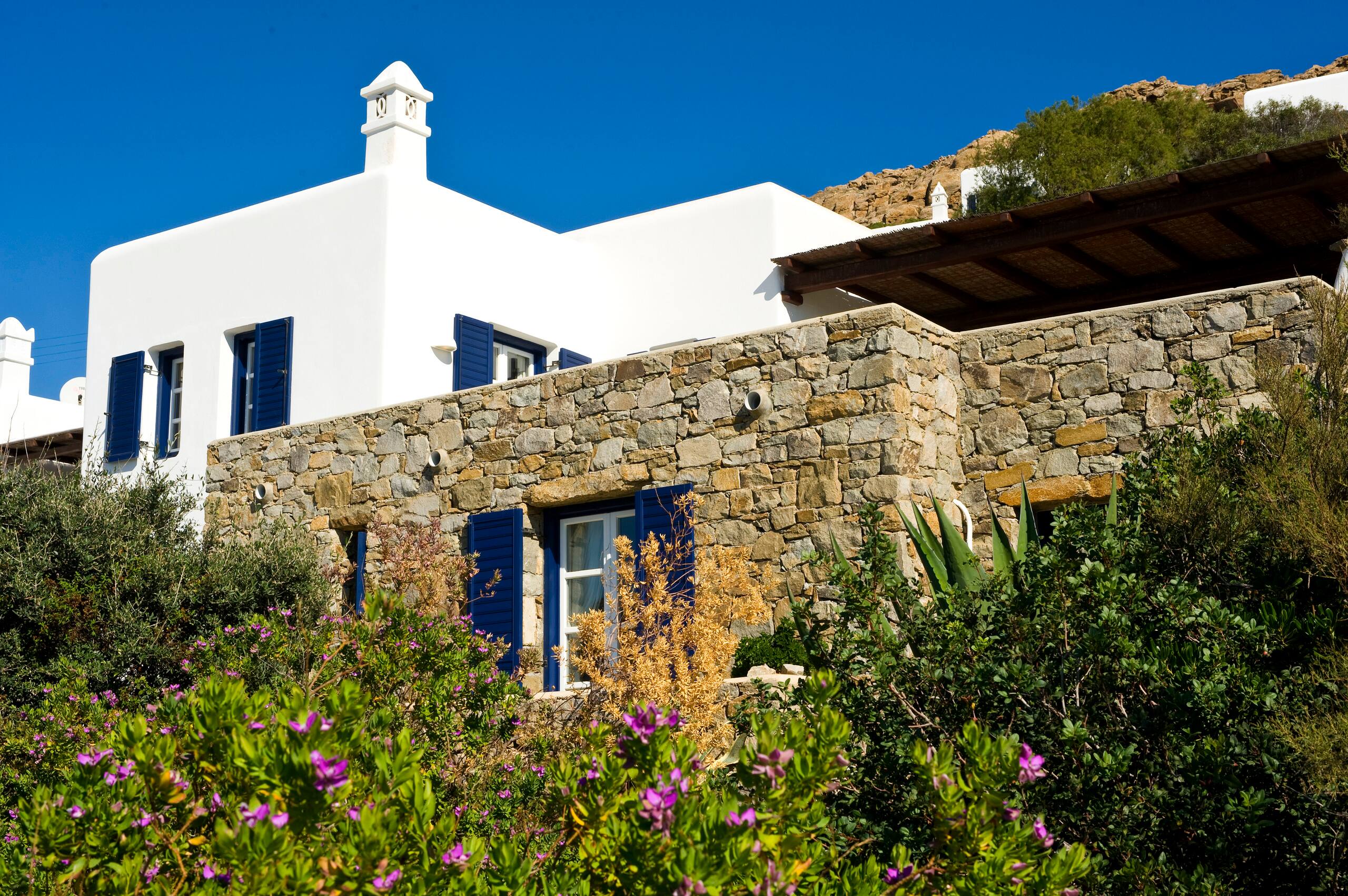 Villa with private pool, steps from Elia Beach 40