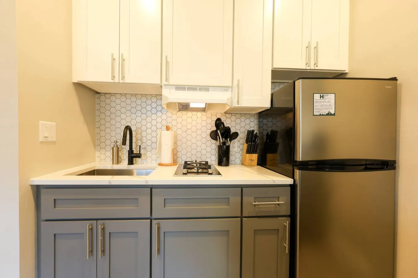 Spacious Studio Prudential Area 3