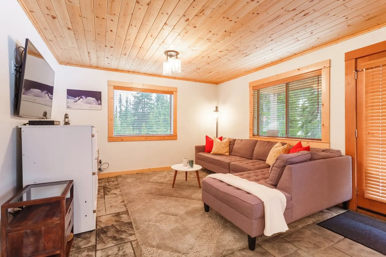 Apex Mountain ~ Trailside Suites — photo 2