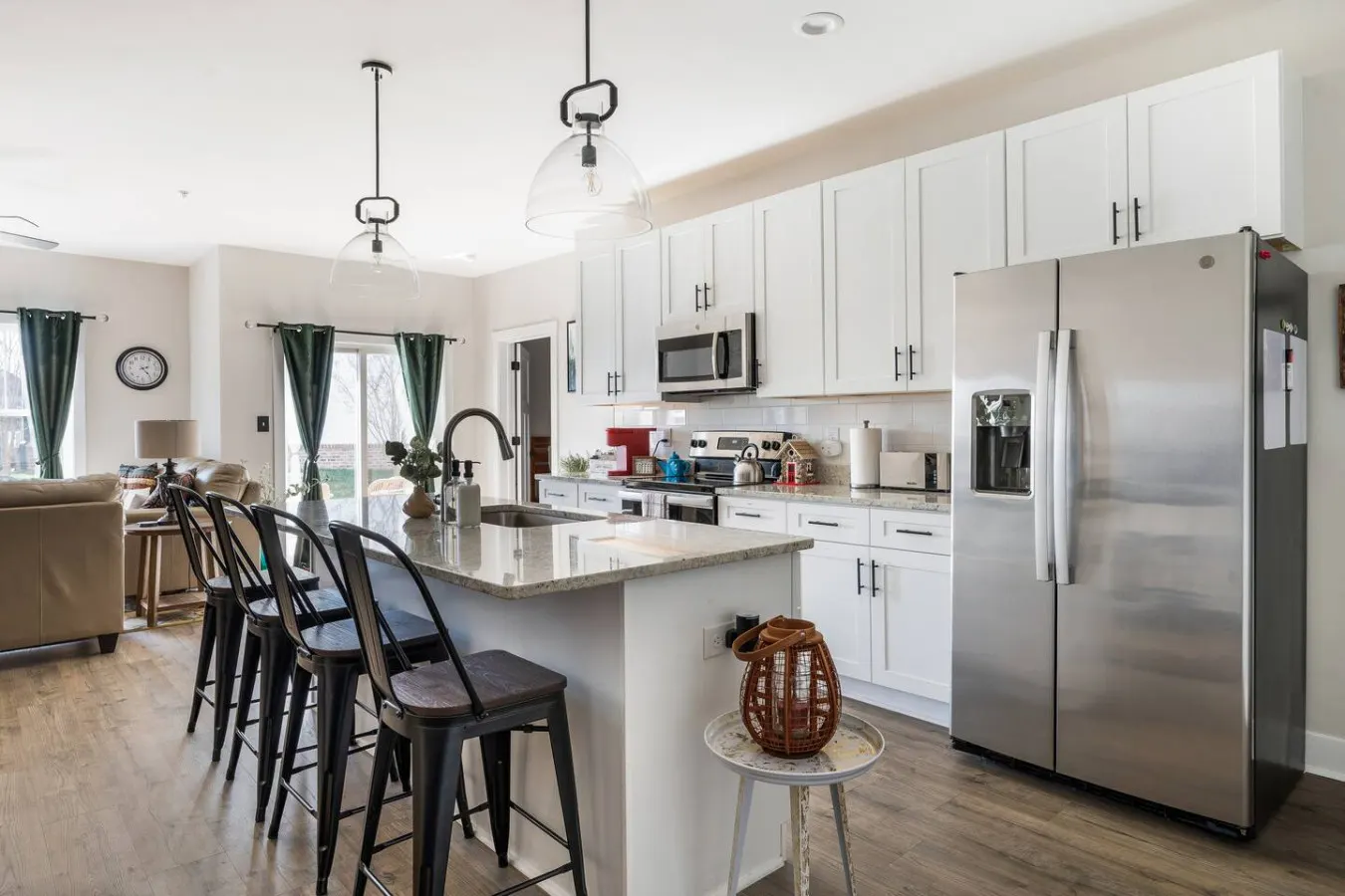 Beautiful 2BR Condo *2KING BEDS* Private Patio 13