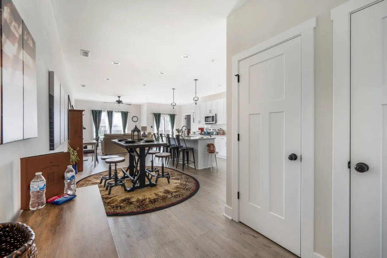 Beautiful 2BR Condo *2KING BEDS* Private Patio 17