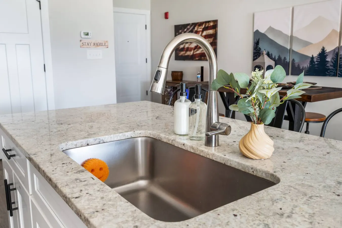 Beautiful 2BR Condo *2KING BEDS* Private Patio 19