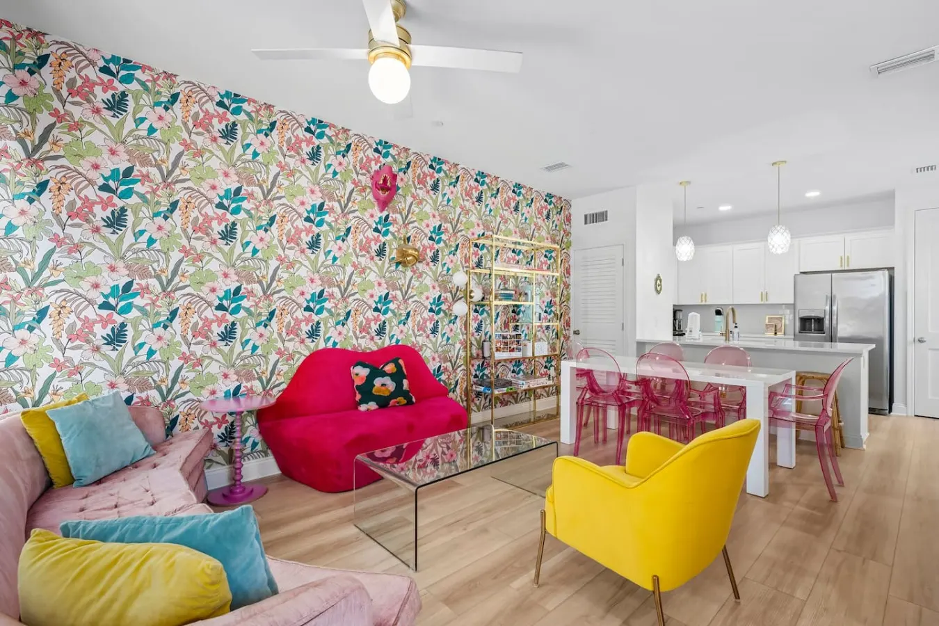 Welcome to Paradise! ~ STEPS to BEACH! ~ Sleeps 10 9