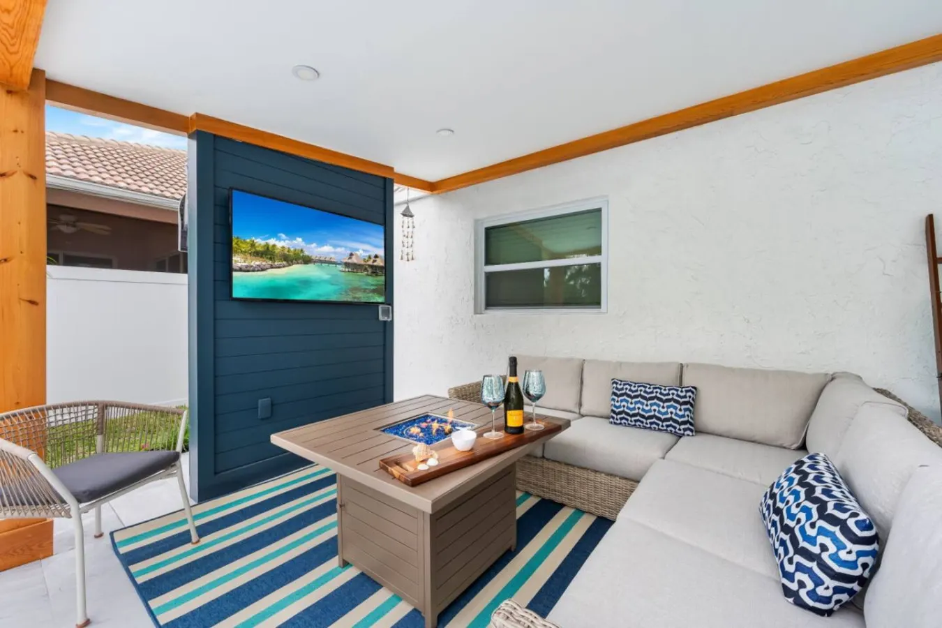 Naples Beach and Pool House 18