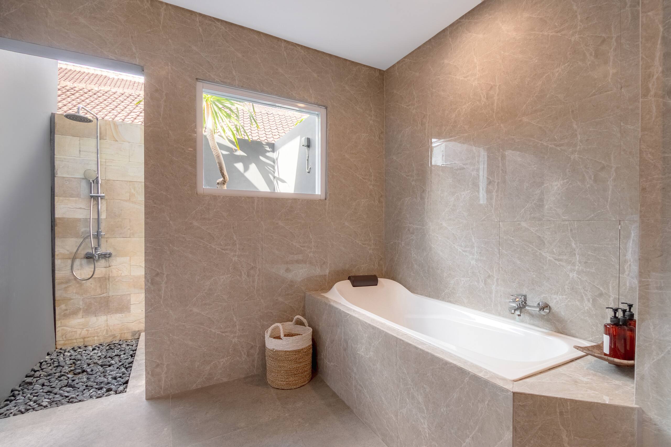 Casa Amore Villa in Berawa Beach - Canggu 16