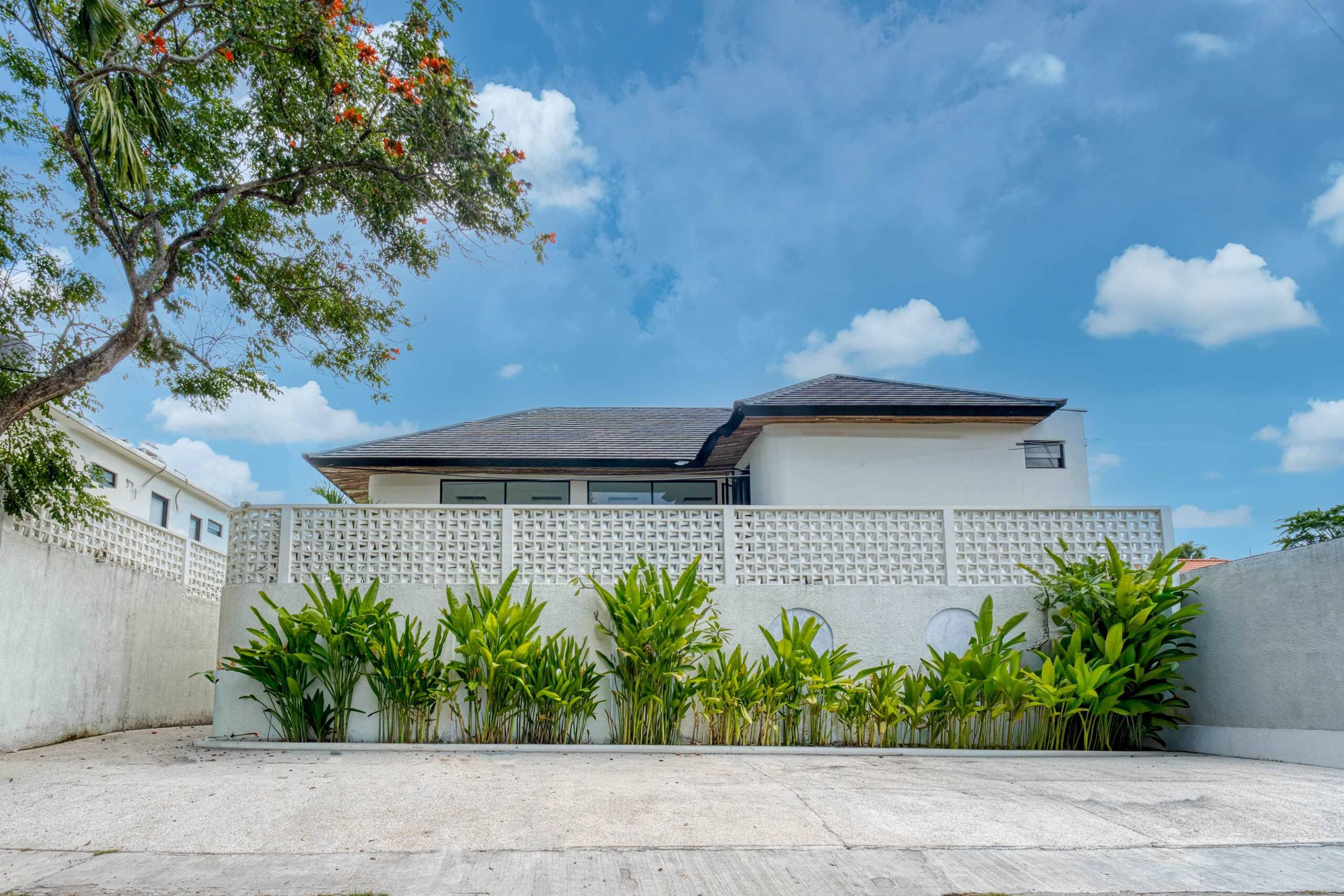 Casa Amadeo A3 - 3BR Villa near Seminyak Beach 36