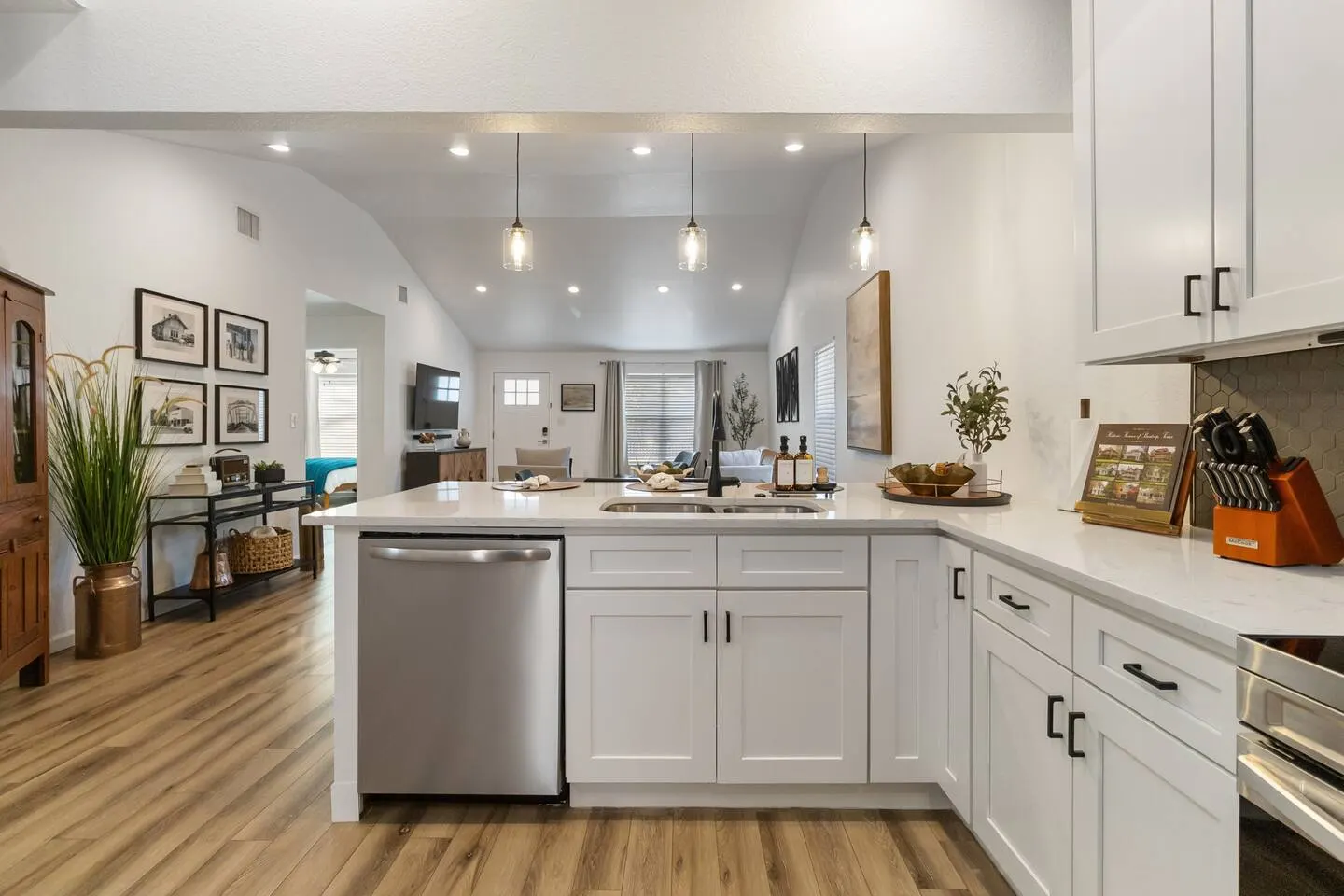 Park Place, Bastrop beauty 13