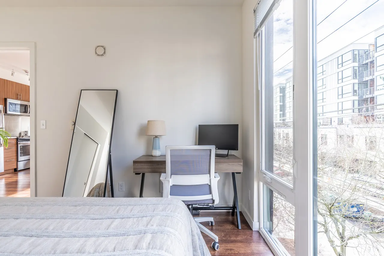 Apartment close to Downtown with Modern Furnishings 9