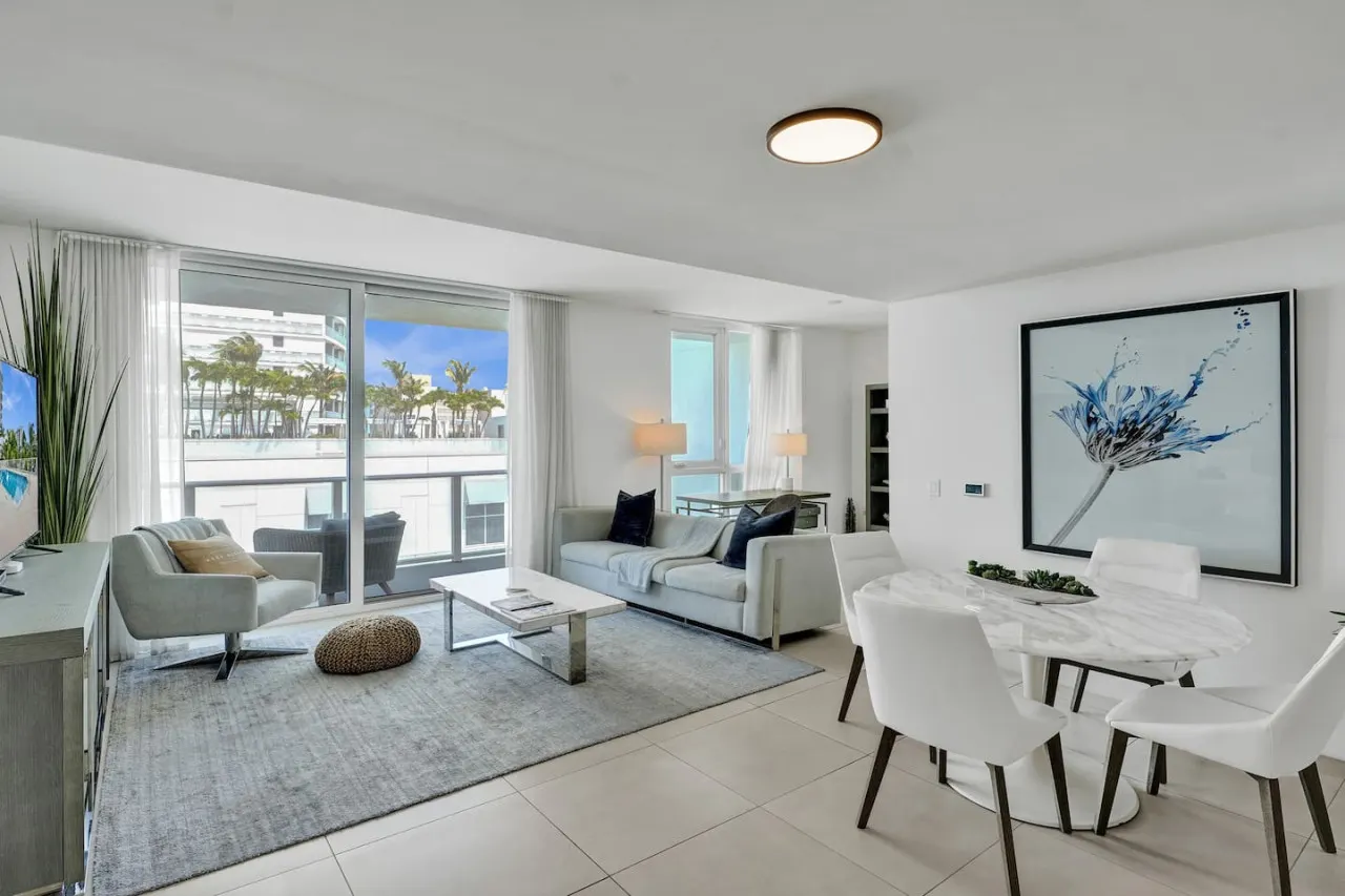 Exclusive Beachside Condo with 5-Star Amenities 9