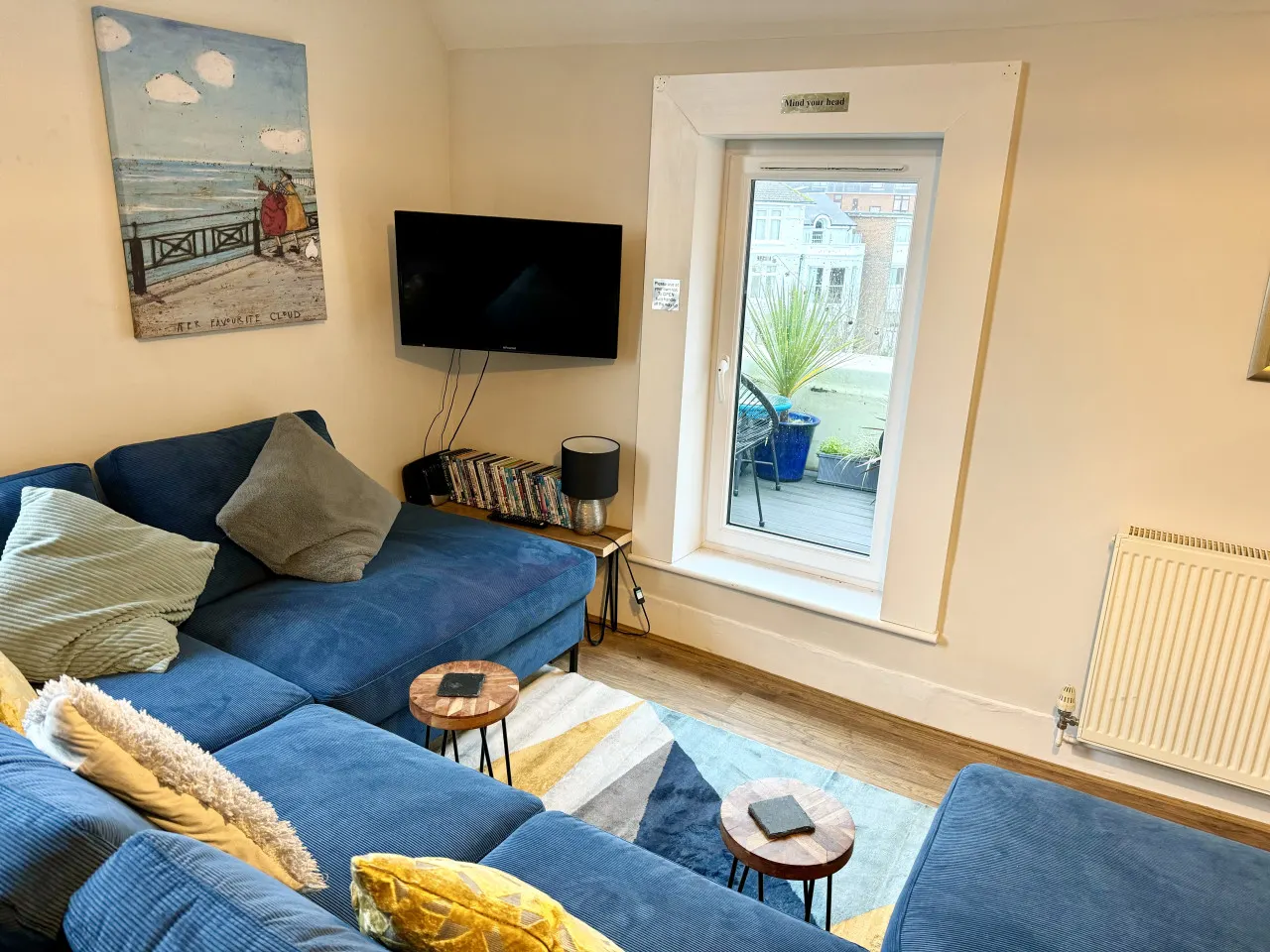 Beach at end of road, Roof Terrace, Private Parking 2