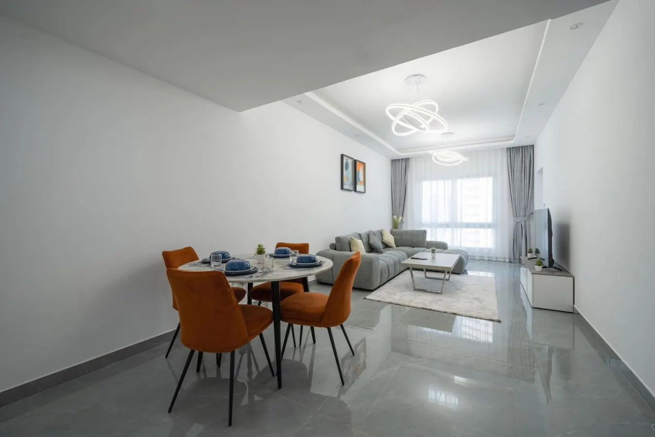 Dubai Marina - 1 BHK Unique Apartment 9