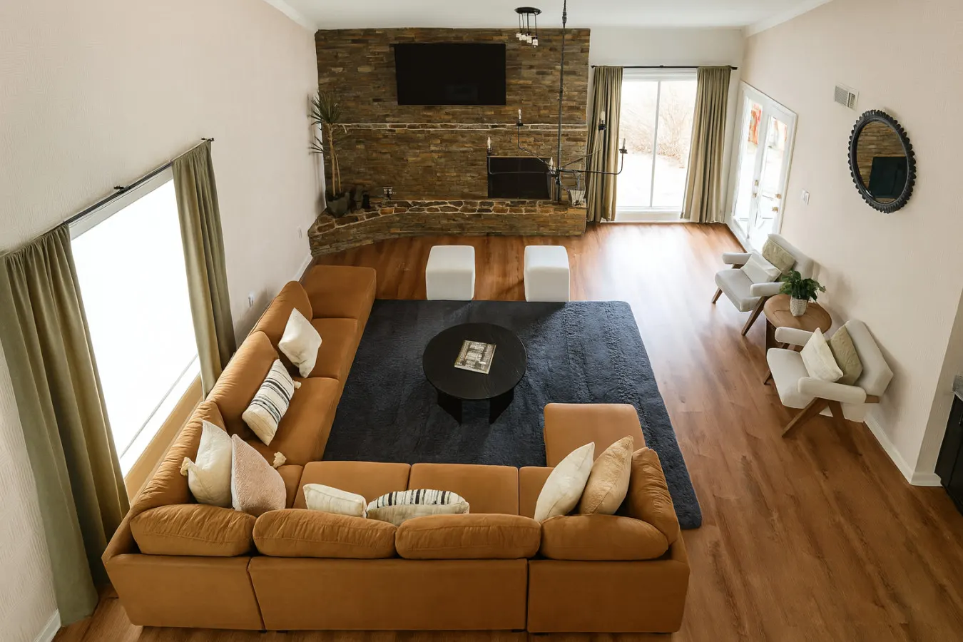 Castle Hills Escape 4BR w/ Pool & Game Room 14